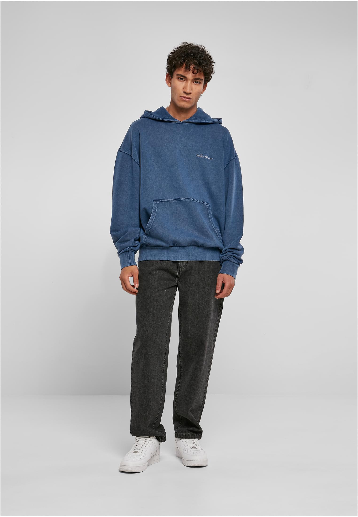 MT Small Embroidery Hoody