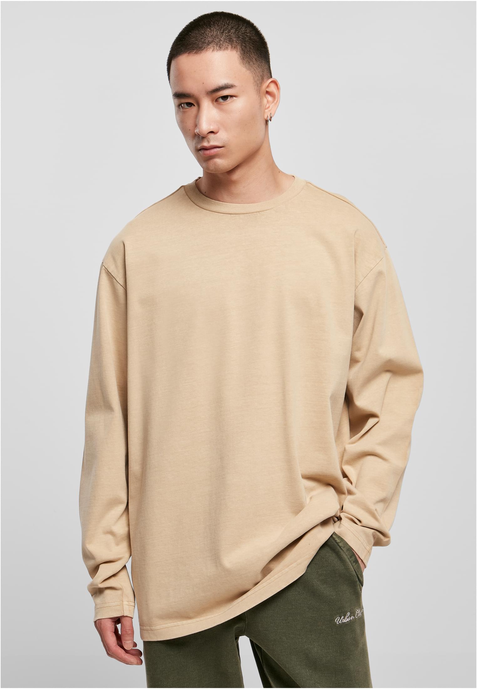UC Heavy Oversized Garment Dye Longsleeve