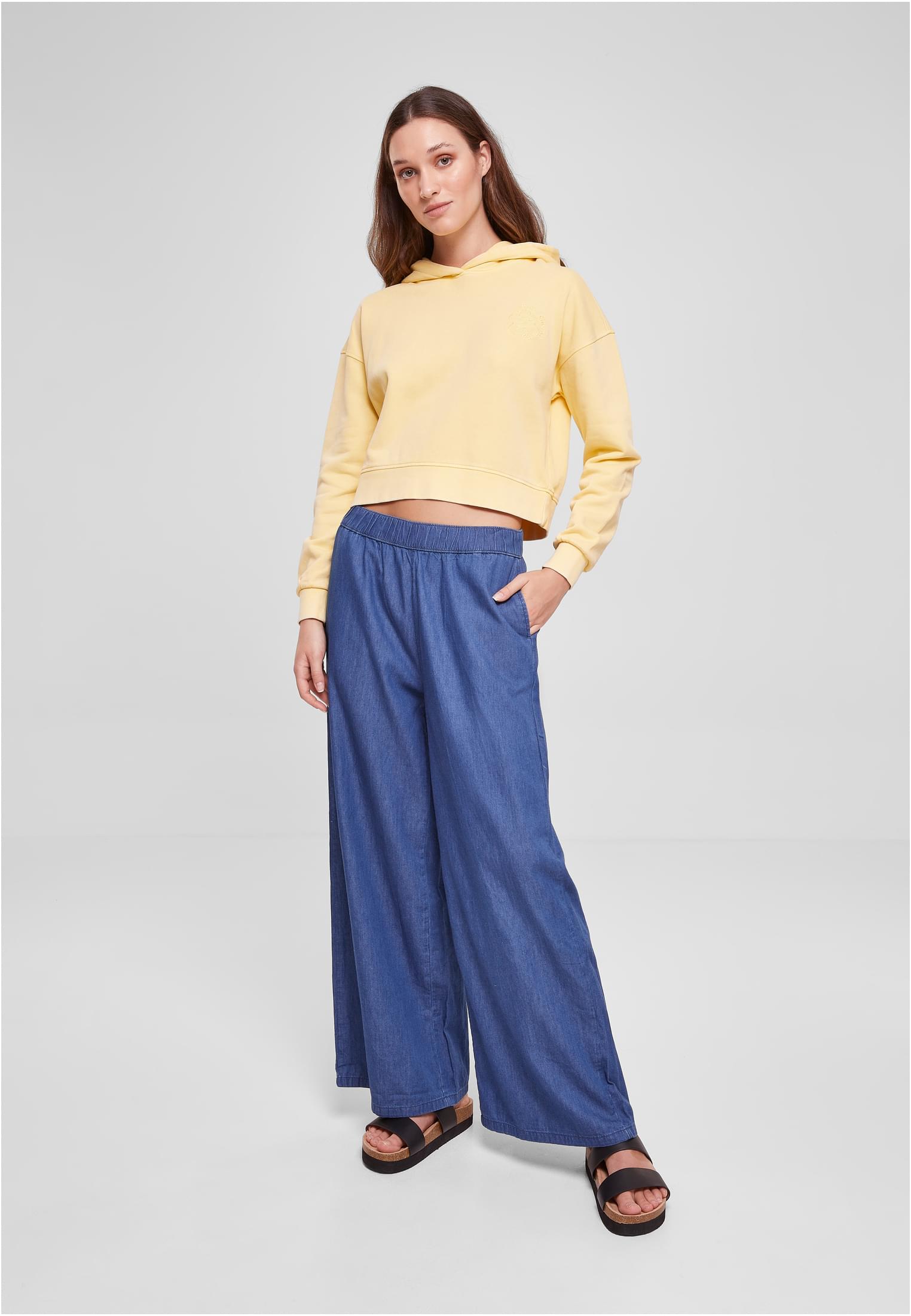 UC Short Flower Embroidery Terry Hoody