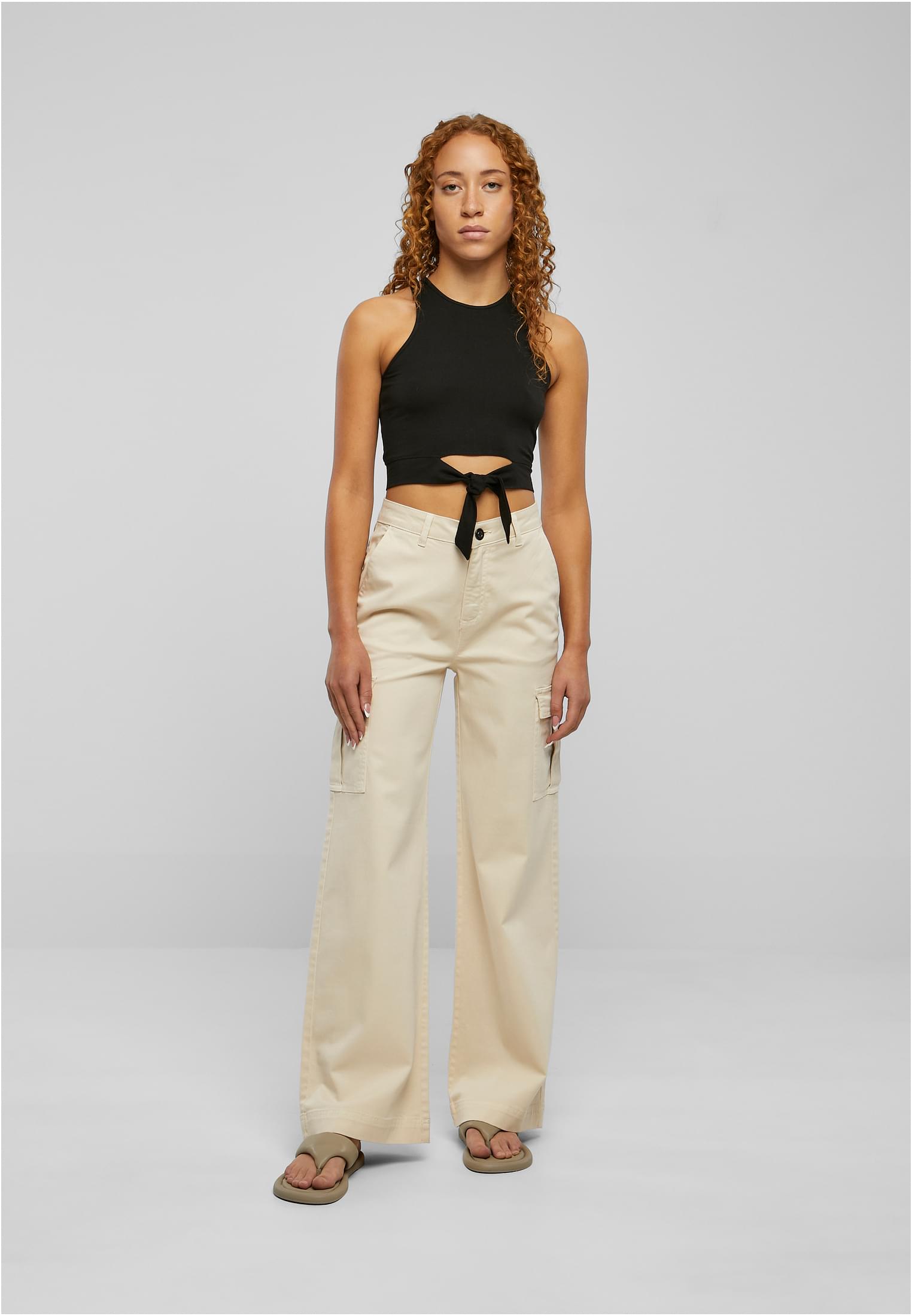 UC Cropped Knot Top