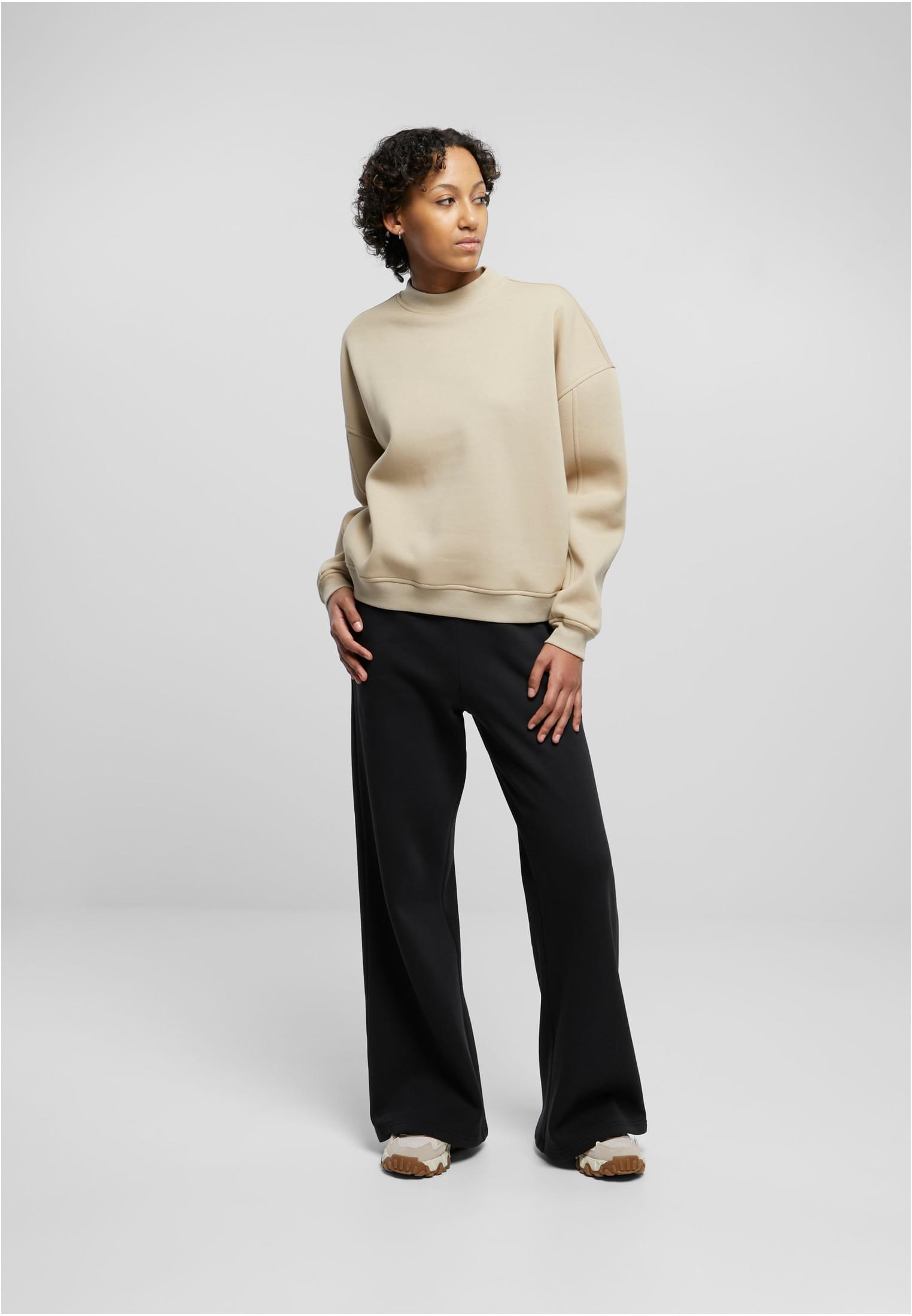 UC Oversized Organic Crewneck