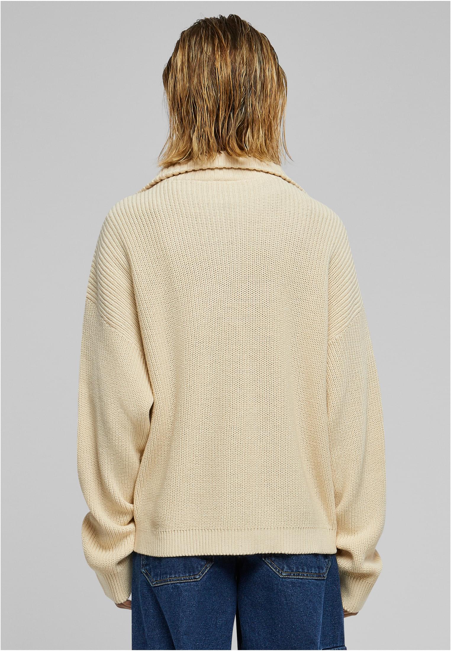 UC-neulottu vetoketjutakki