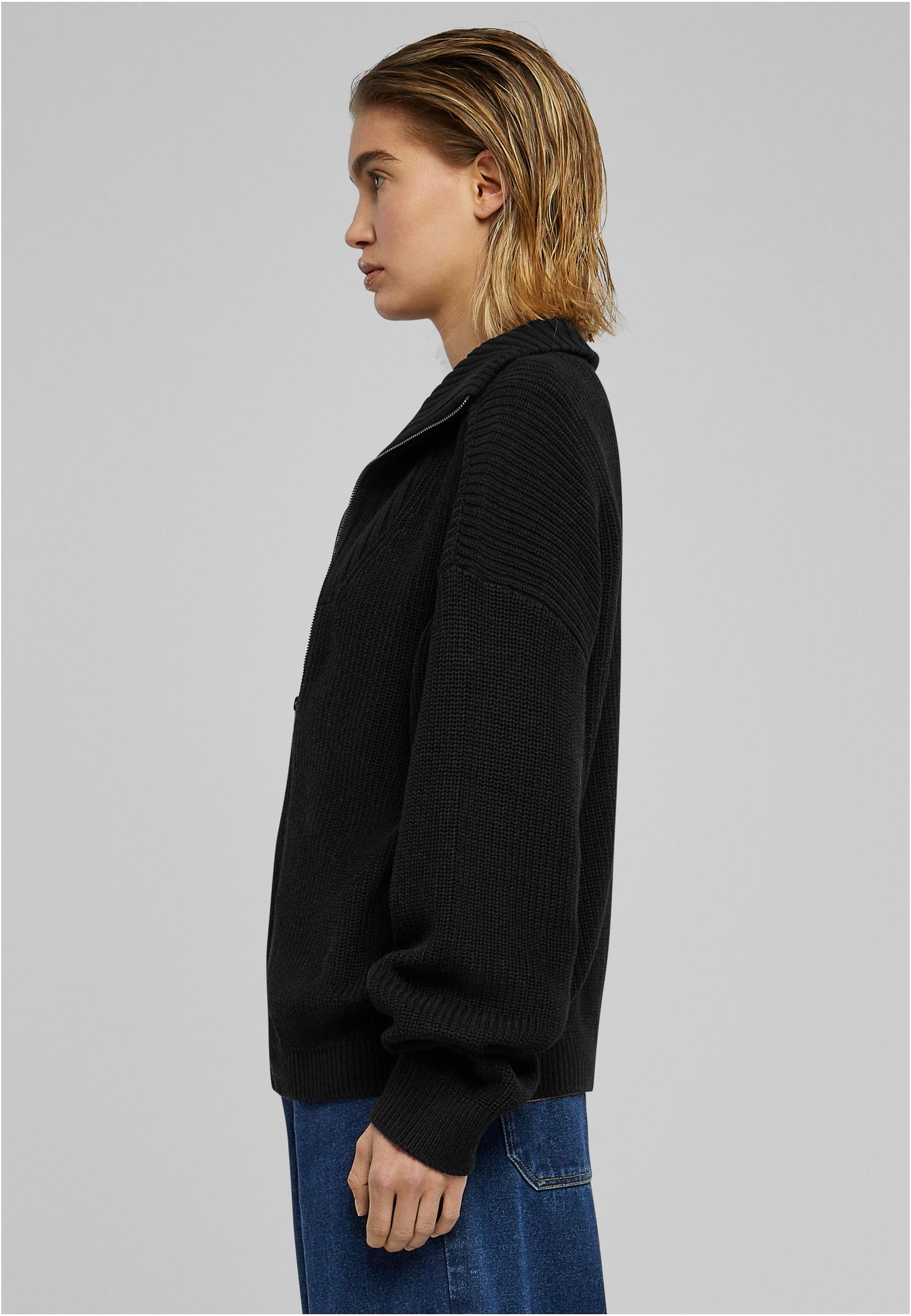 UC-neulottu vetoketjutakki