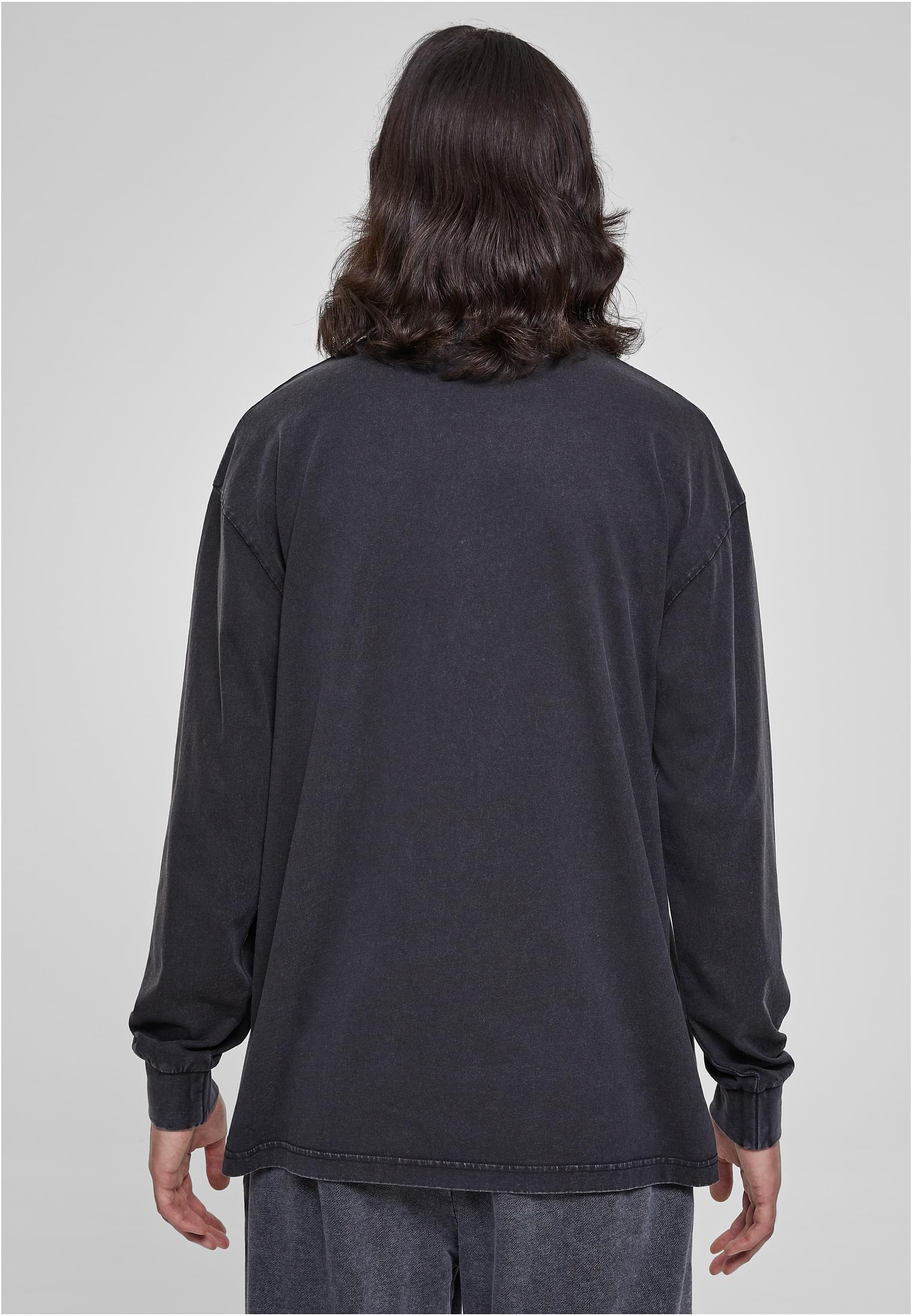 UC Heavy Boxy Acid Wash Longsleeve