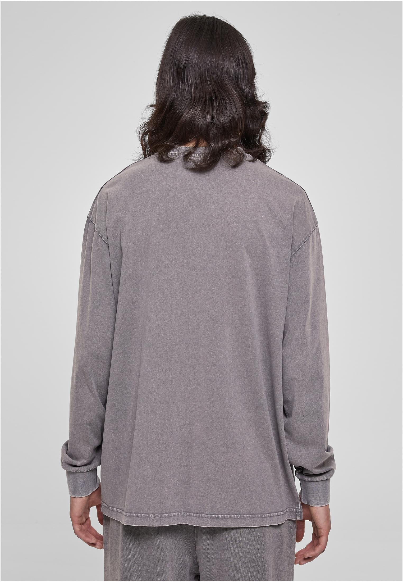 UC Heavy Boxy Acid Wash Longsleeve