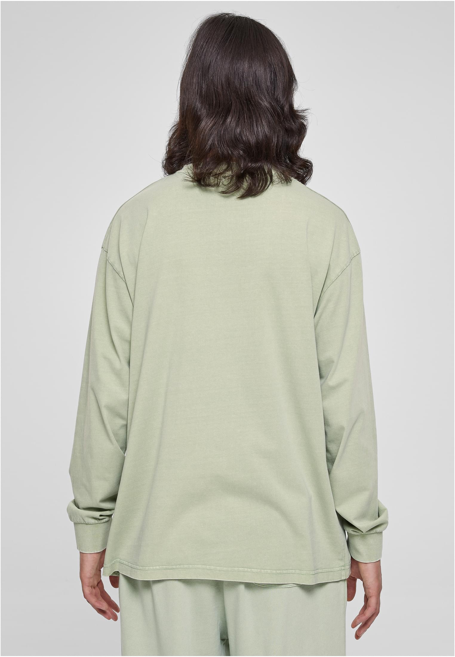 UC Heavy Boxy Acid Wash Longsleeve