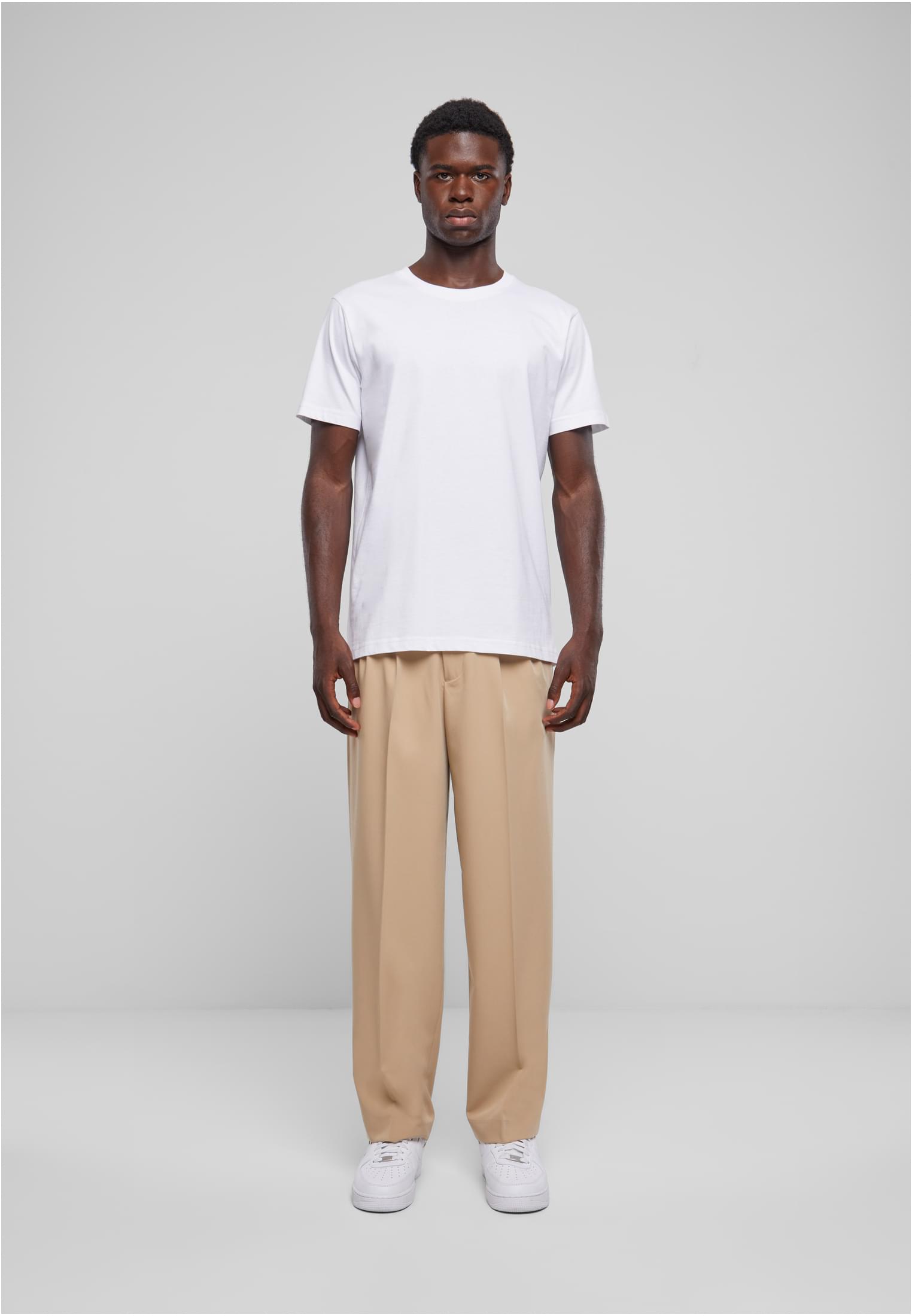 UC Wide Fit Pants