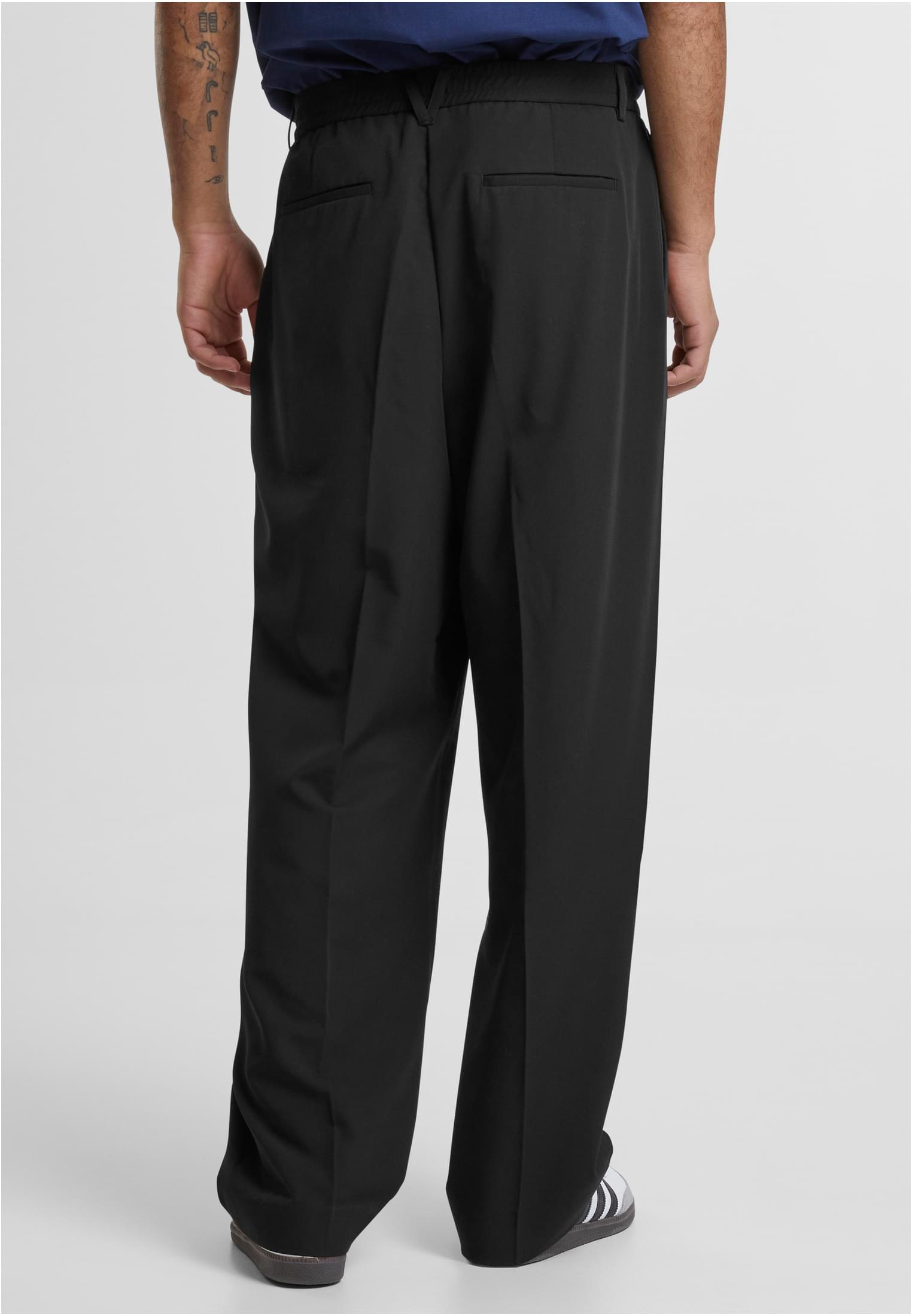 UC Wide Fit Pants