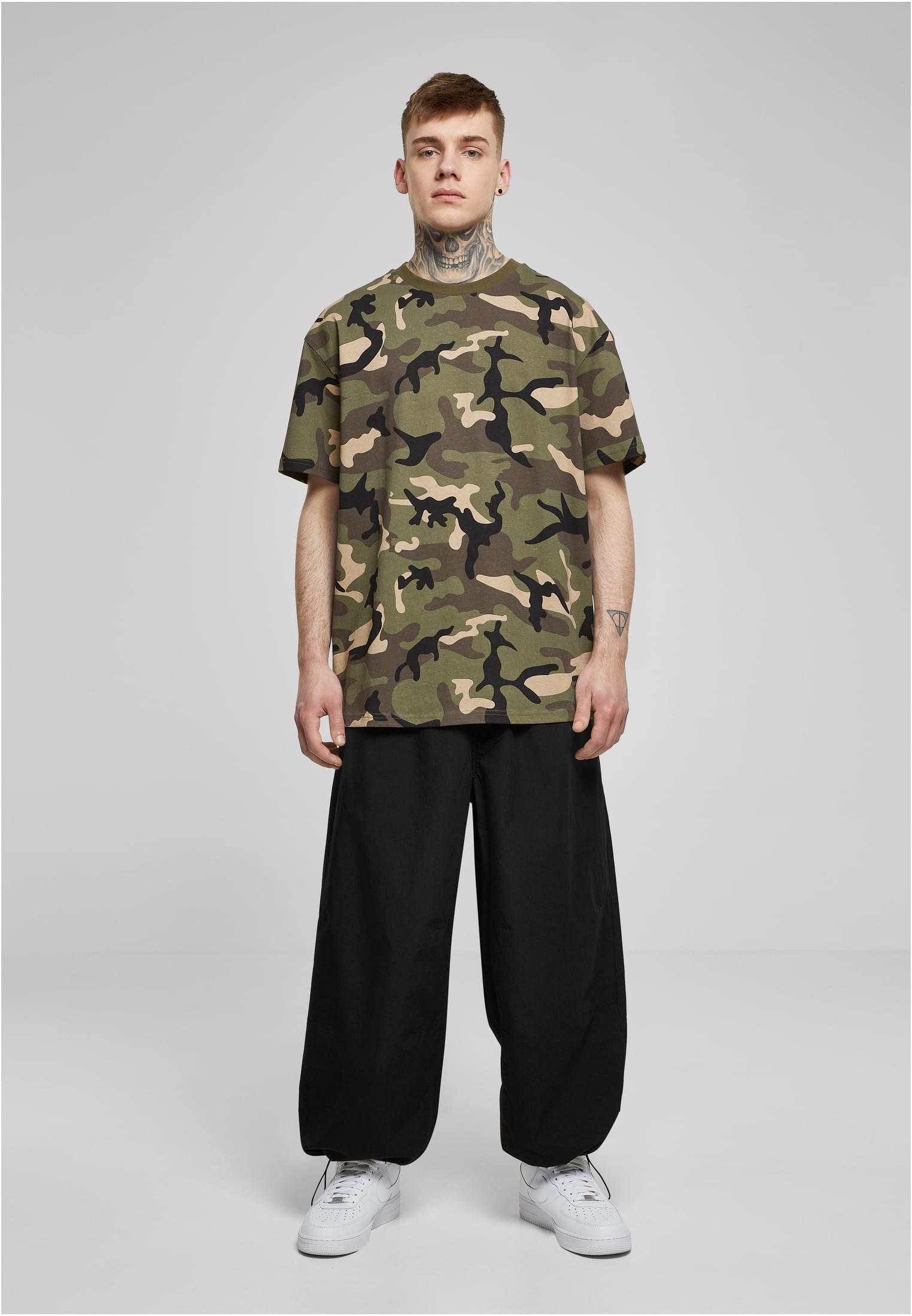 UC Heavy Oversized Camo T-shirt