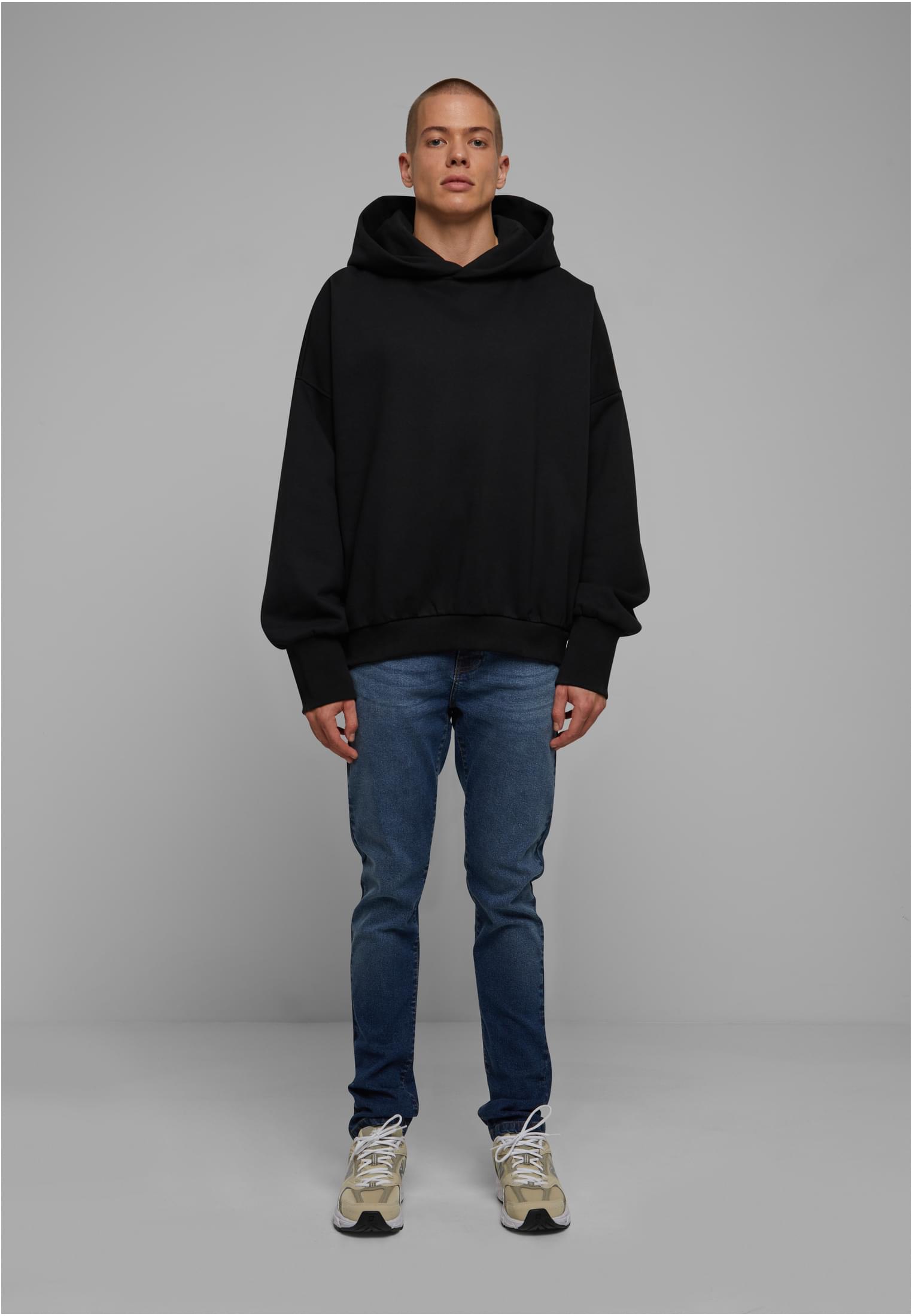 UC High Low Hoodie