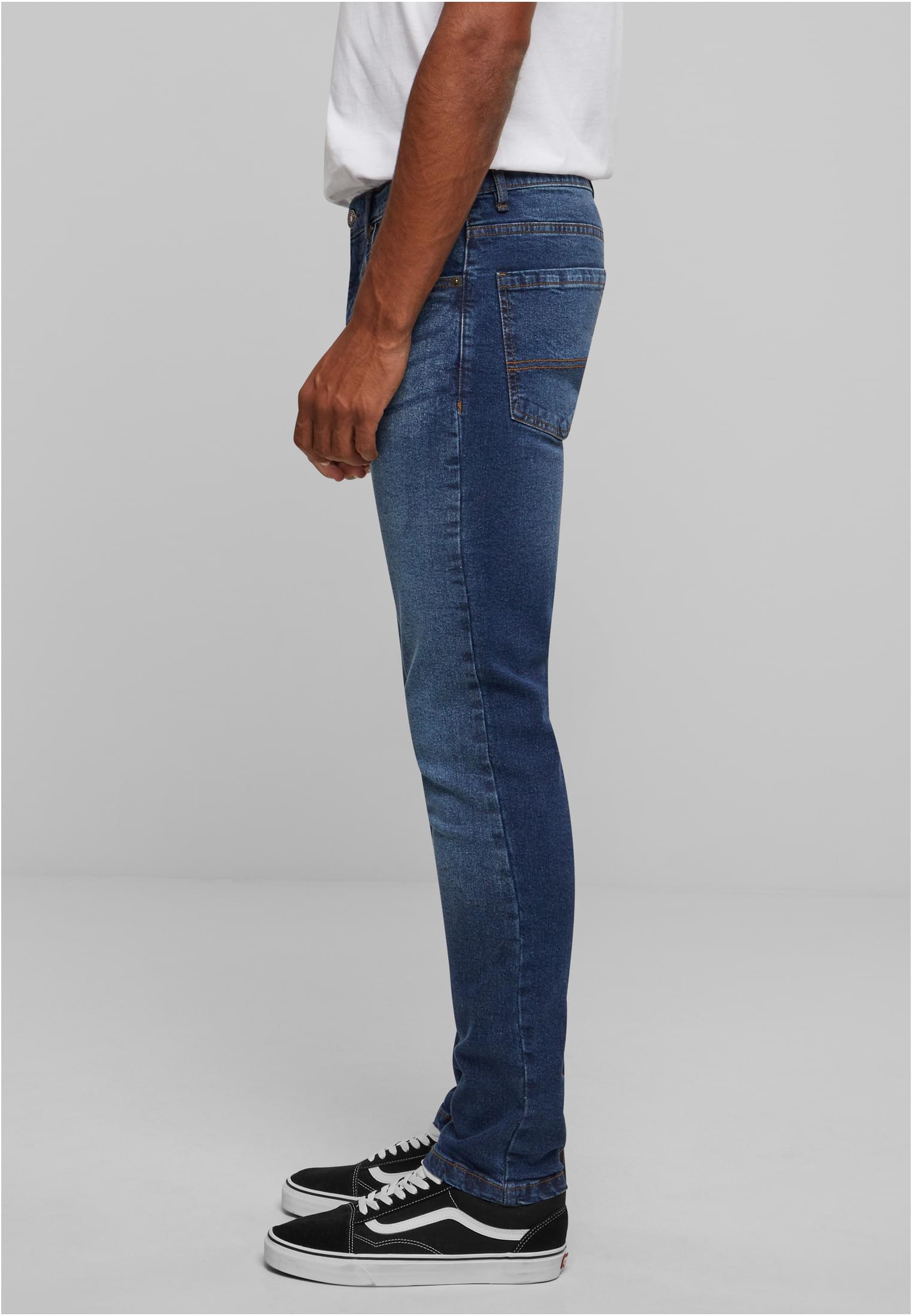UC Slim Tapered Jeans