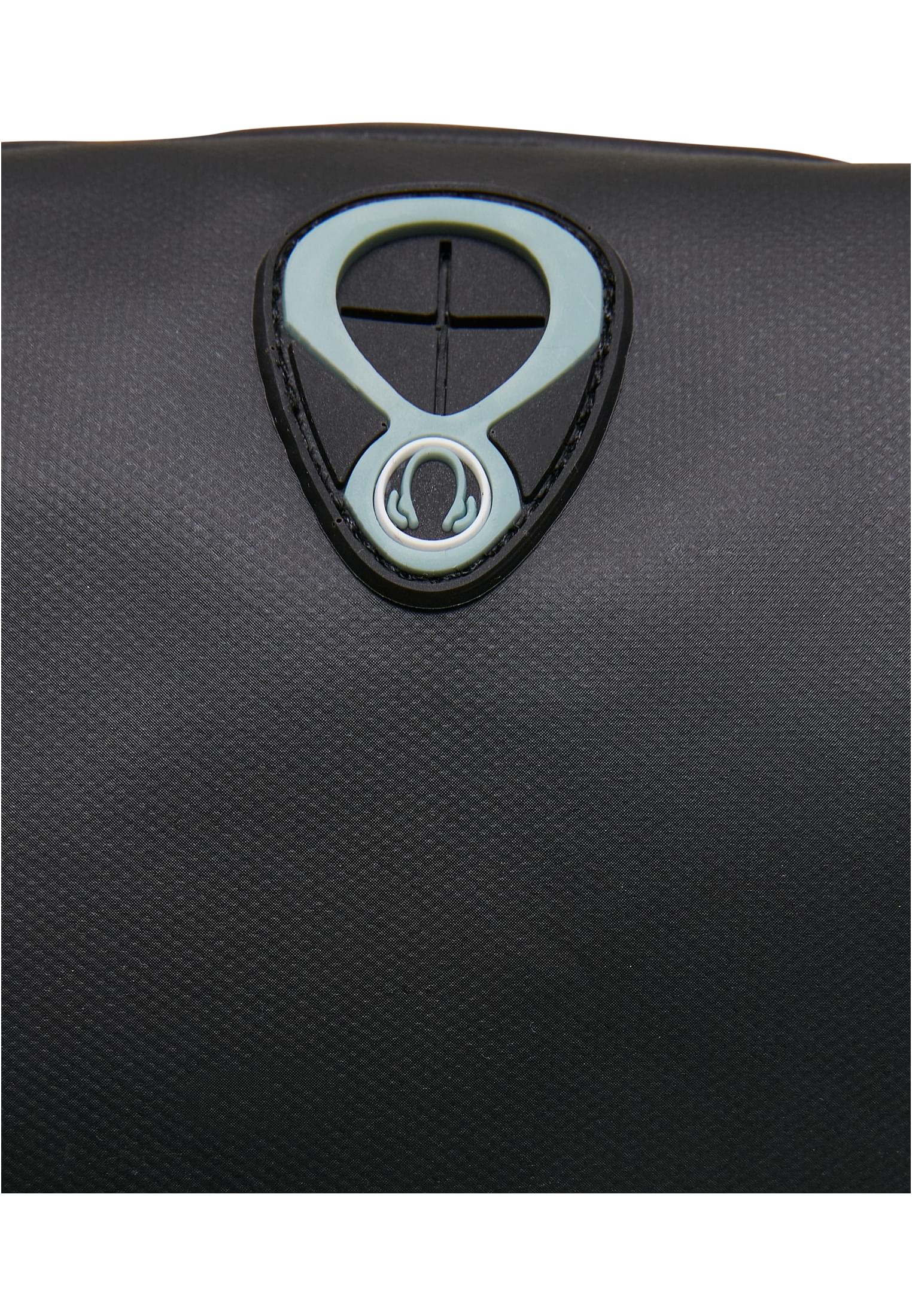 UC Coated Basic Shoulder Bag