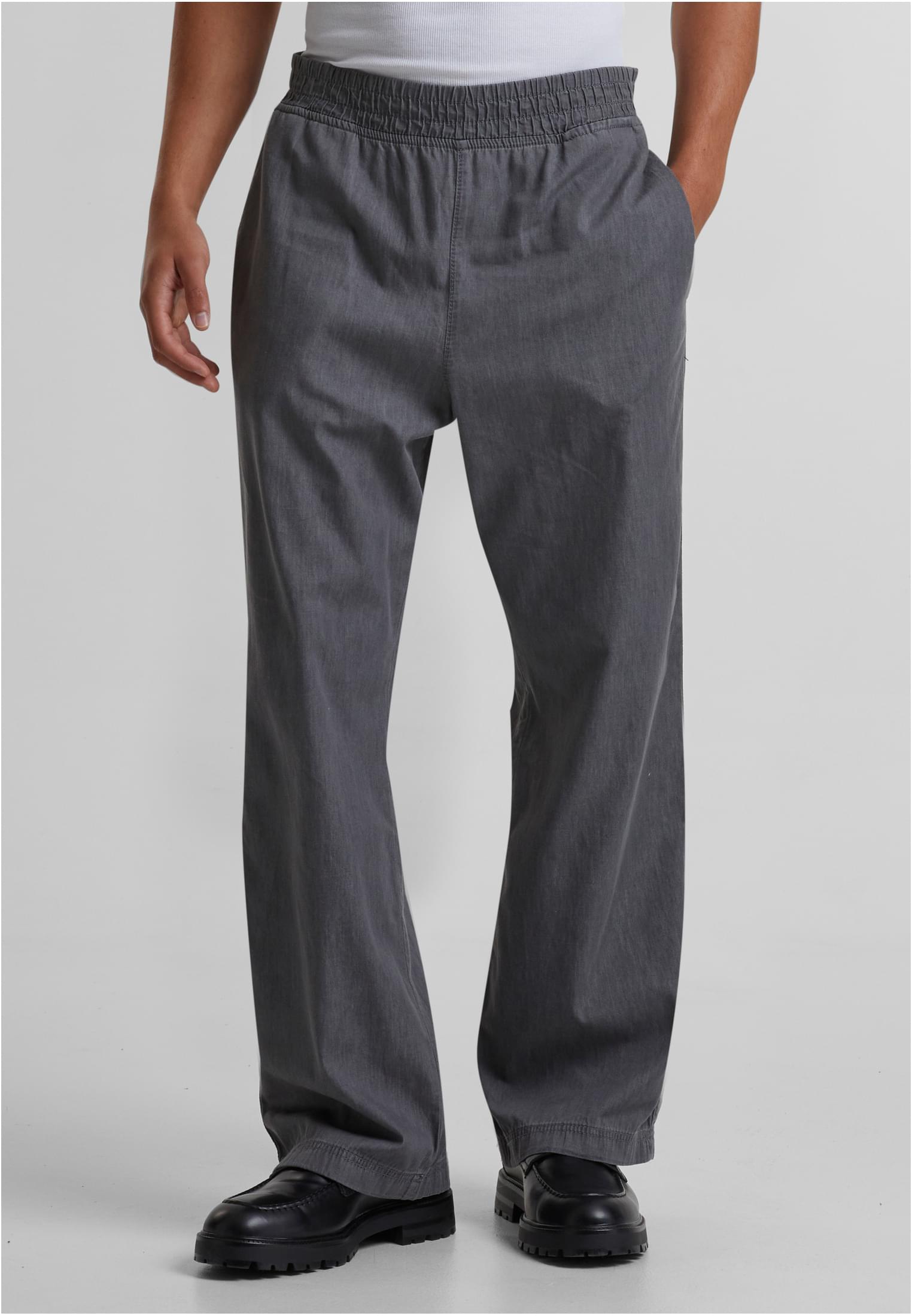 UC Oversized Lightweight Denim Pants