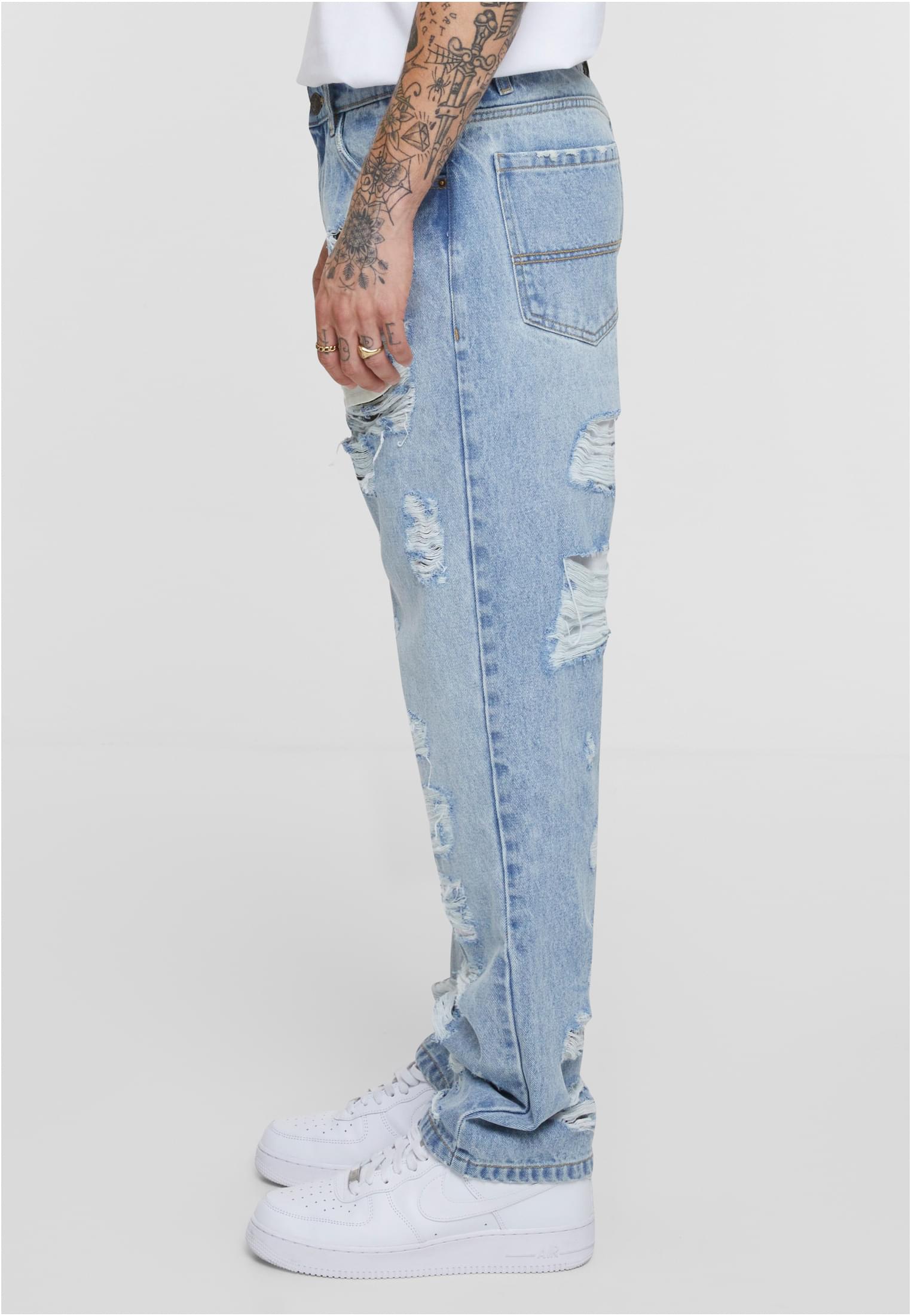 UC Heavy Ounce Straight Fit Heavy Destroyed Jeans