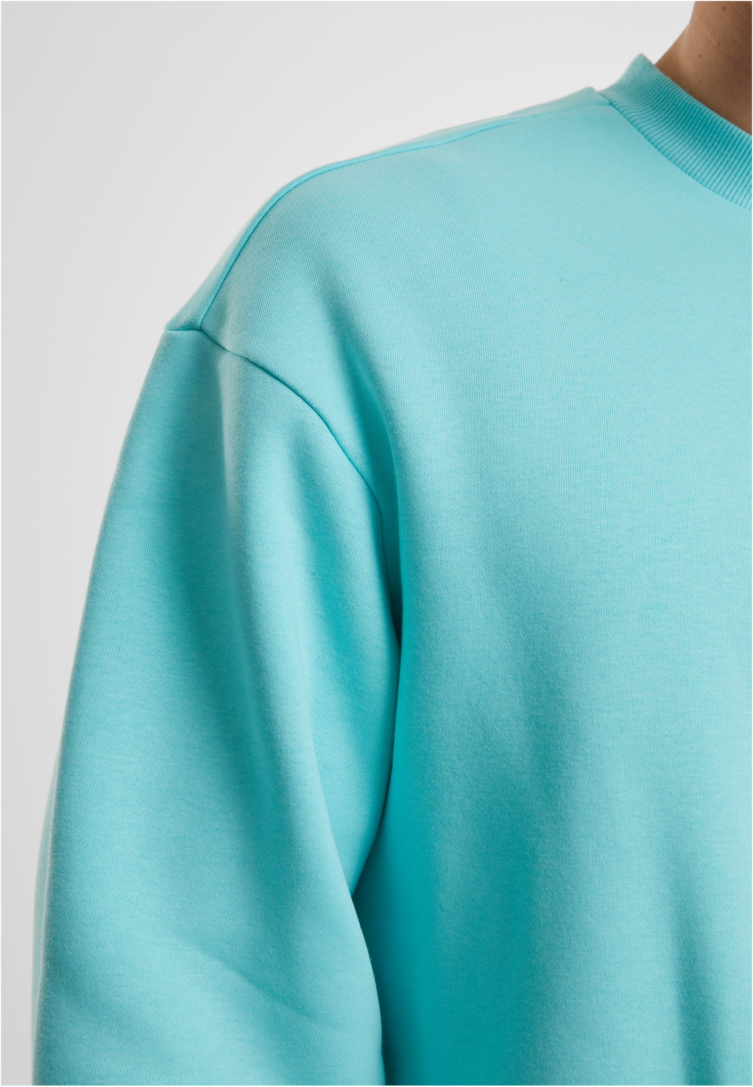 Bluza z okrągłym dekoltem UC Fluffy