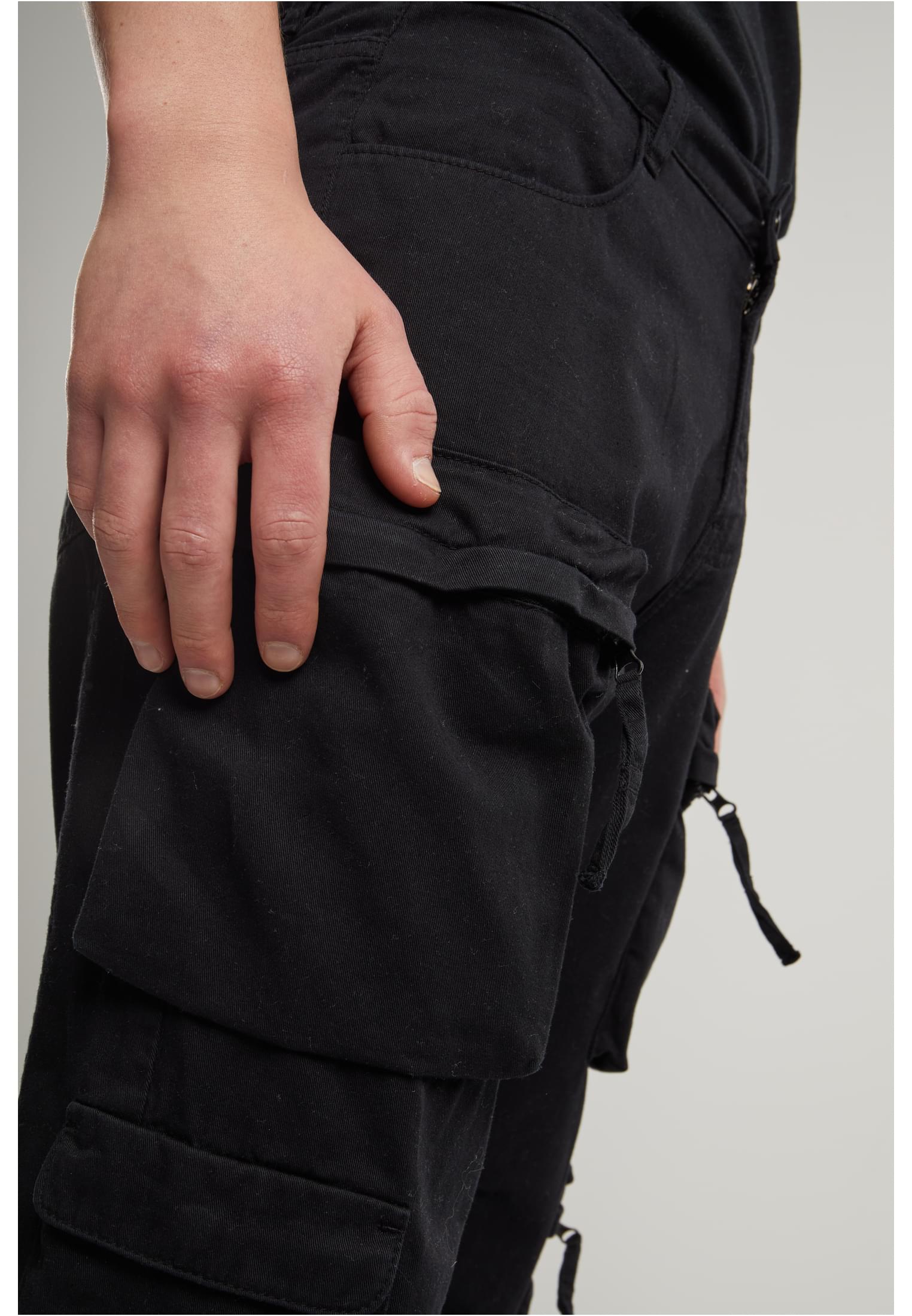 UC Multi Pocket Cargo Pants