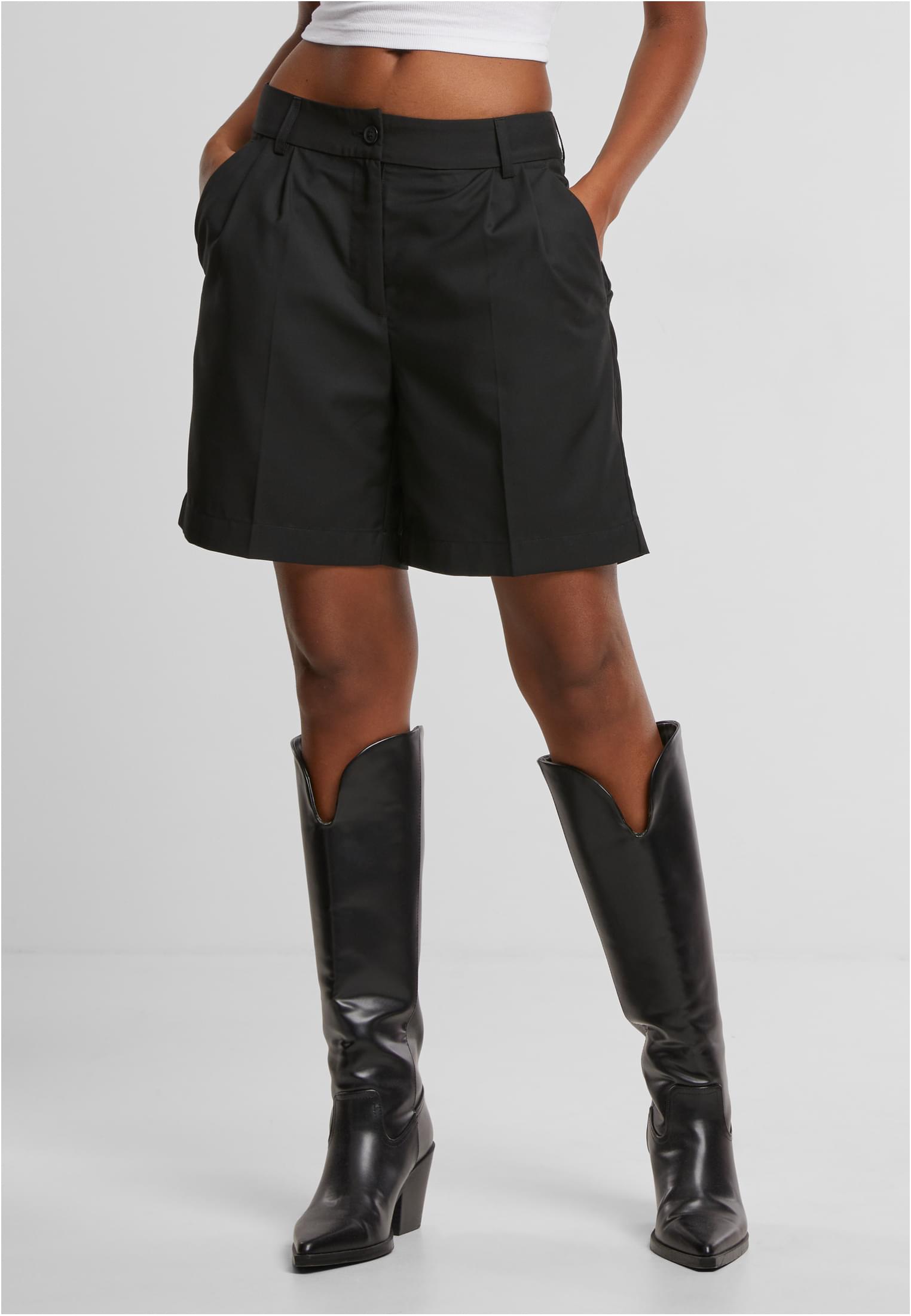 UC Pleated Bermuda Shorts