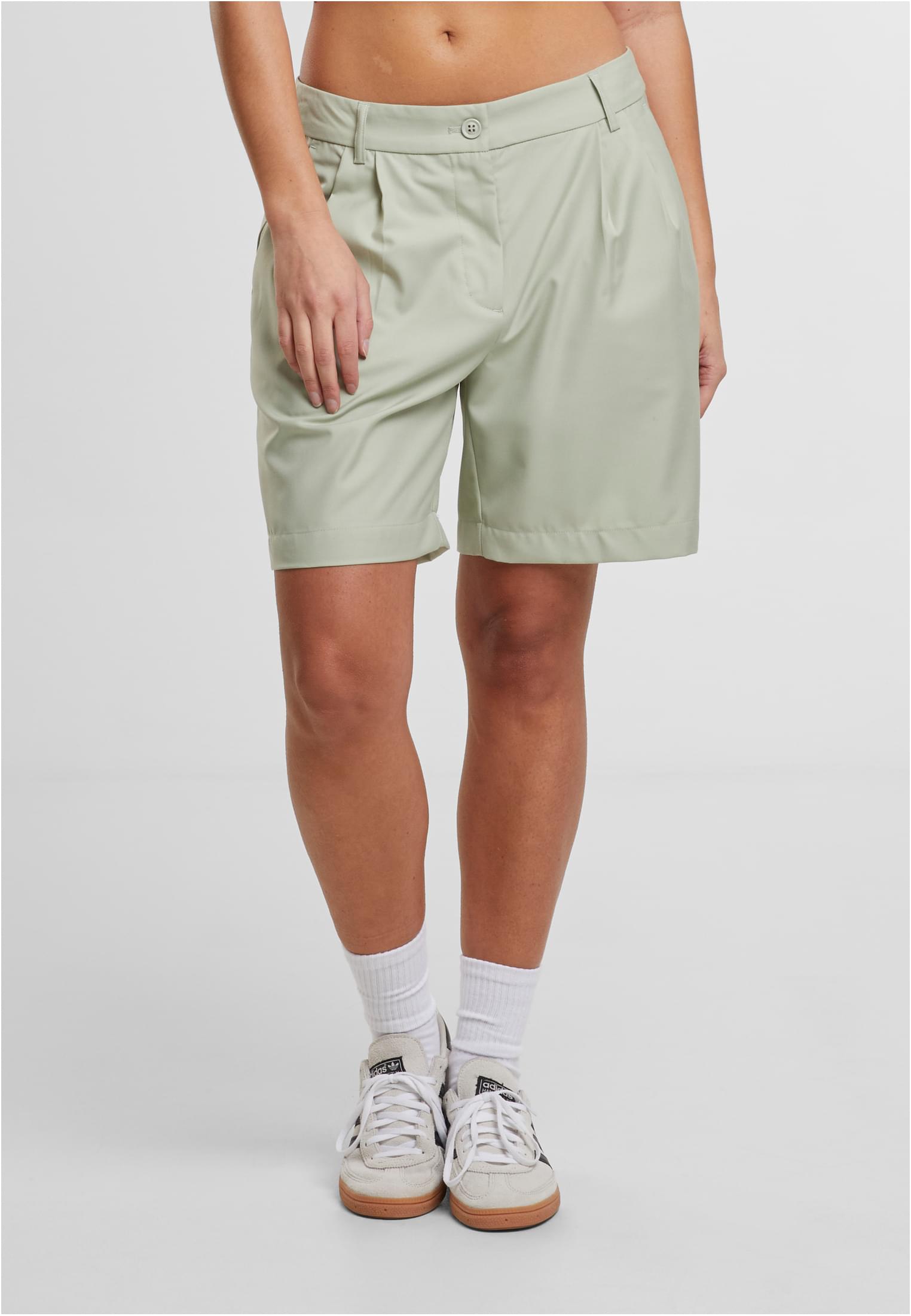 UC Pleated Bermuda Shorts