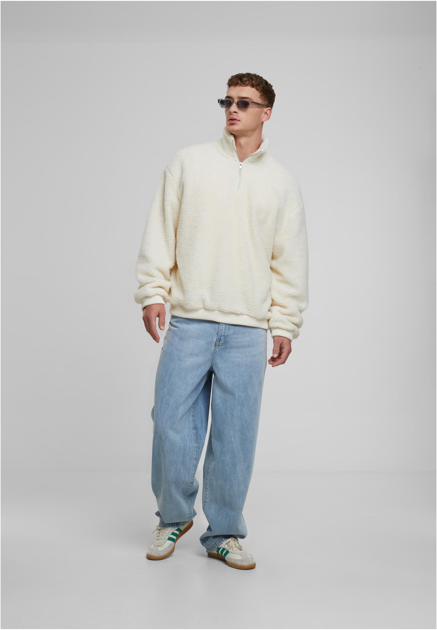 UC Oversized Teddy Troyer