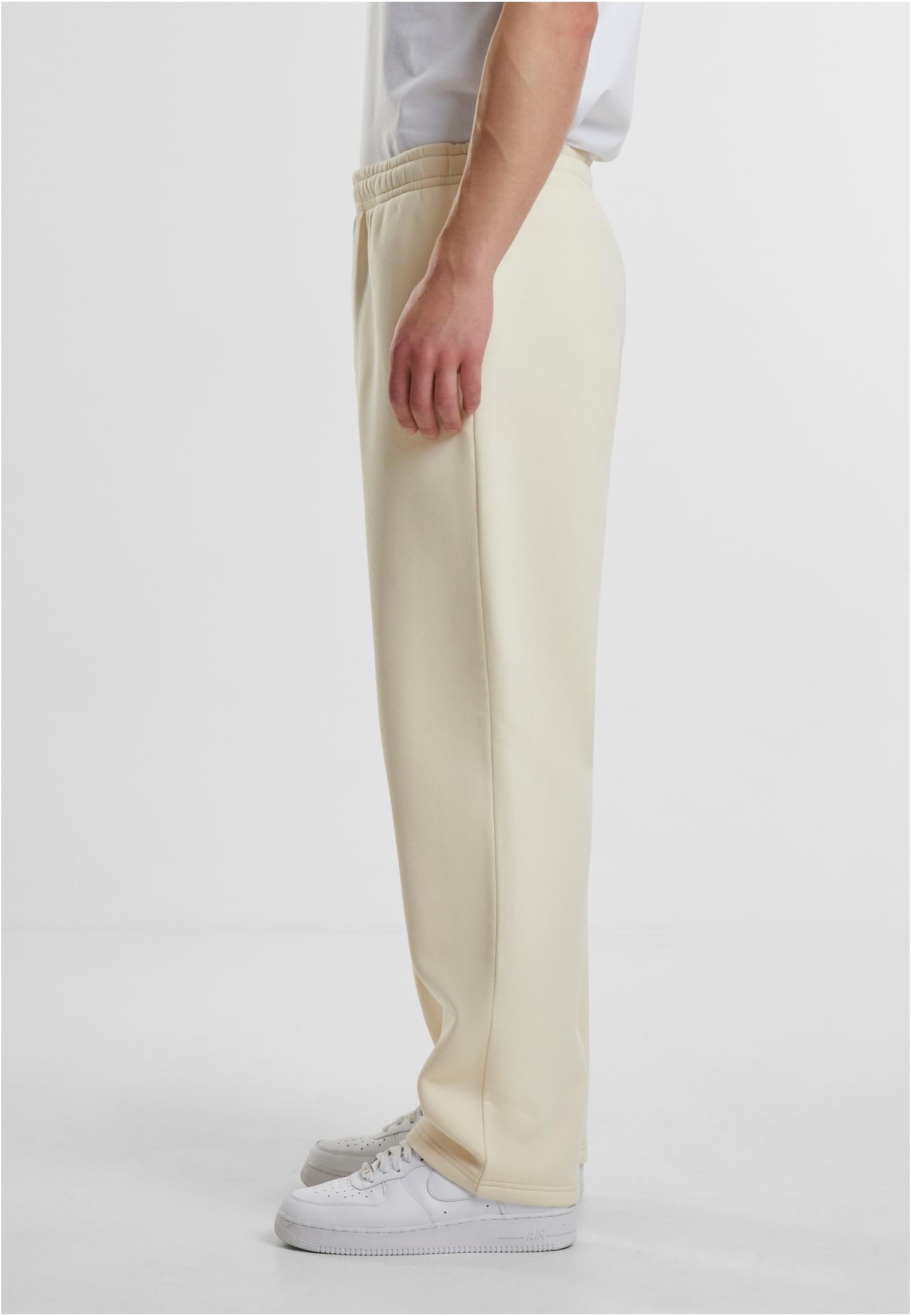 UC Fluffy Trackpants