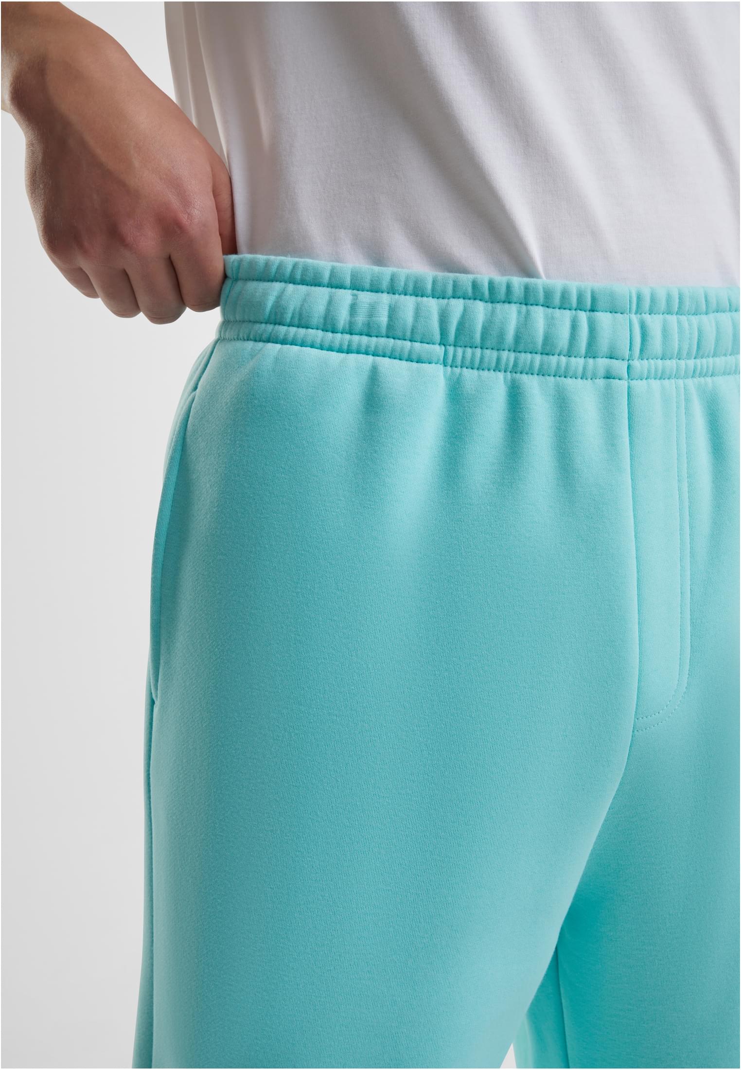 UC Fluffy Trackpants