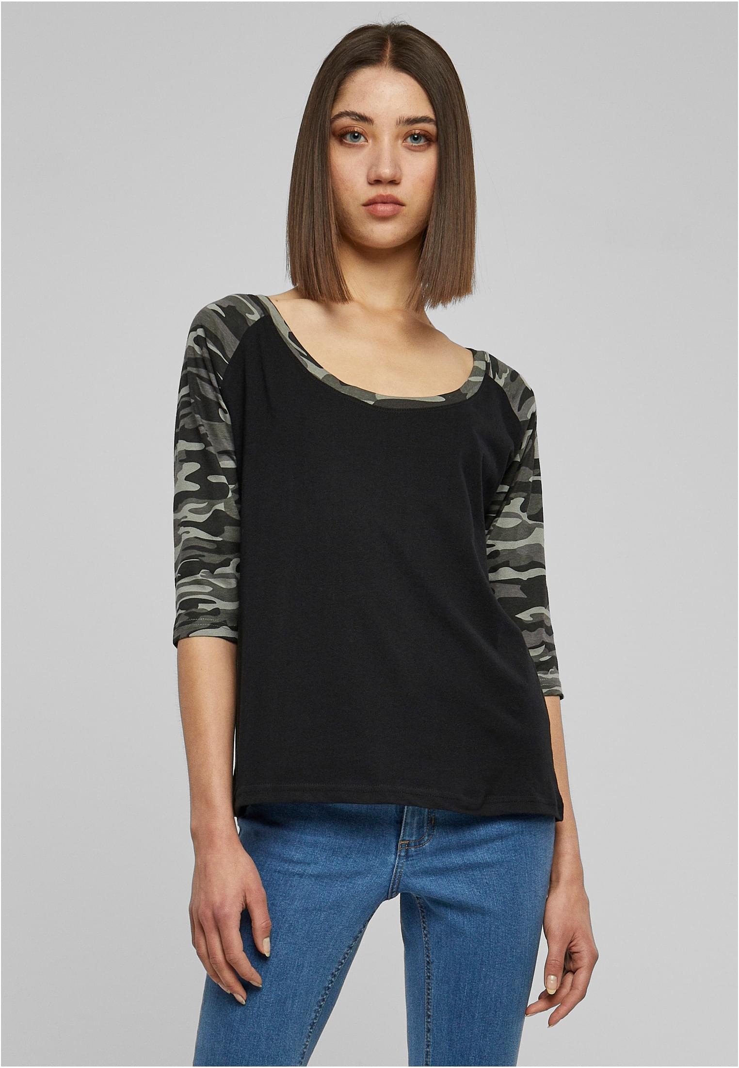 UC 3/4 Contrast Raglan Tee