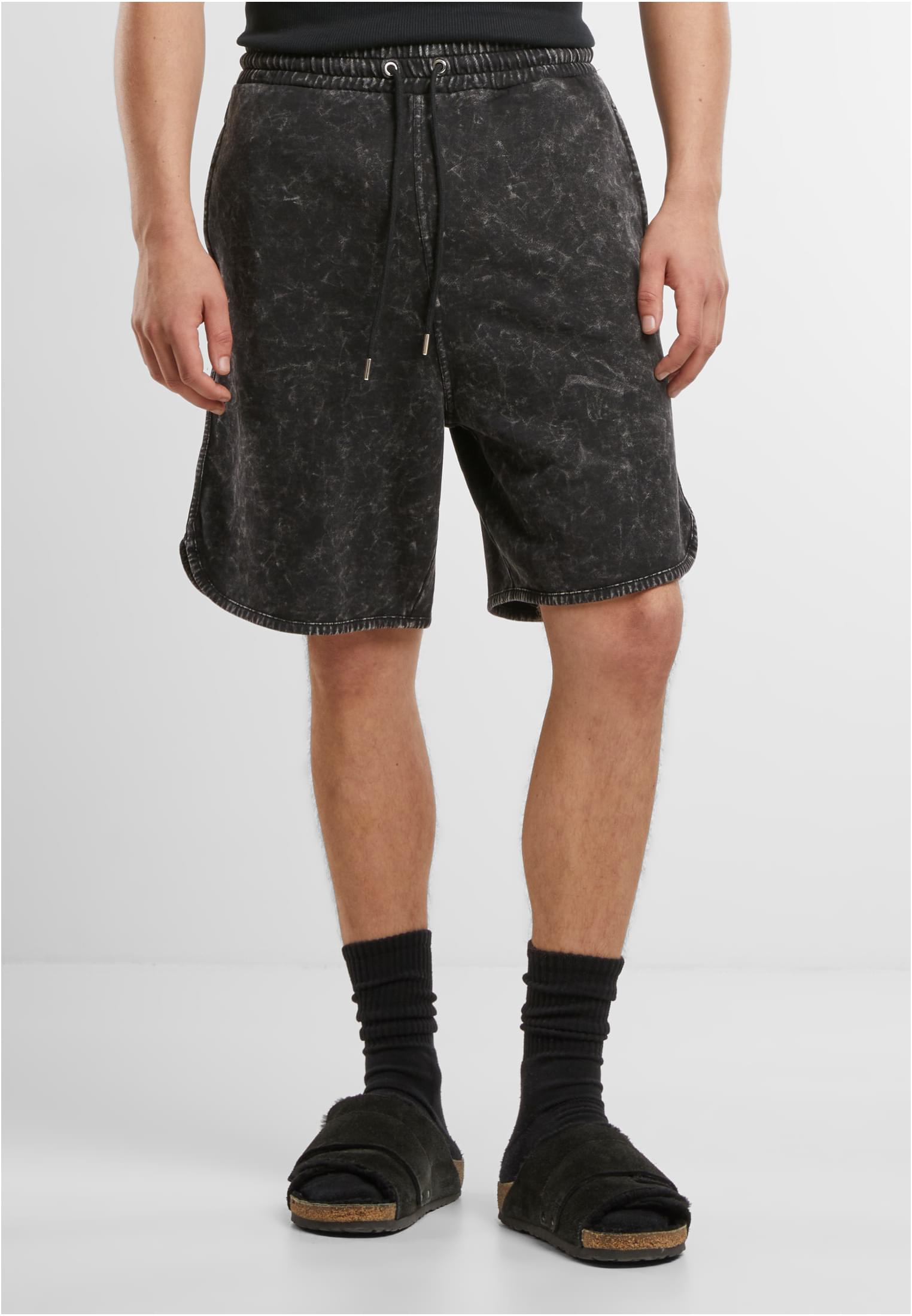 UC Washed Piped Shorts