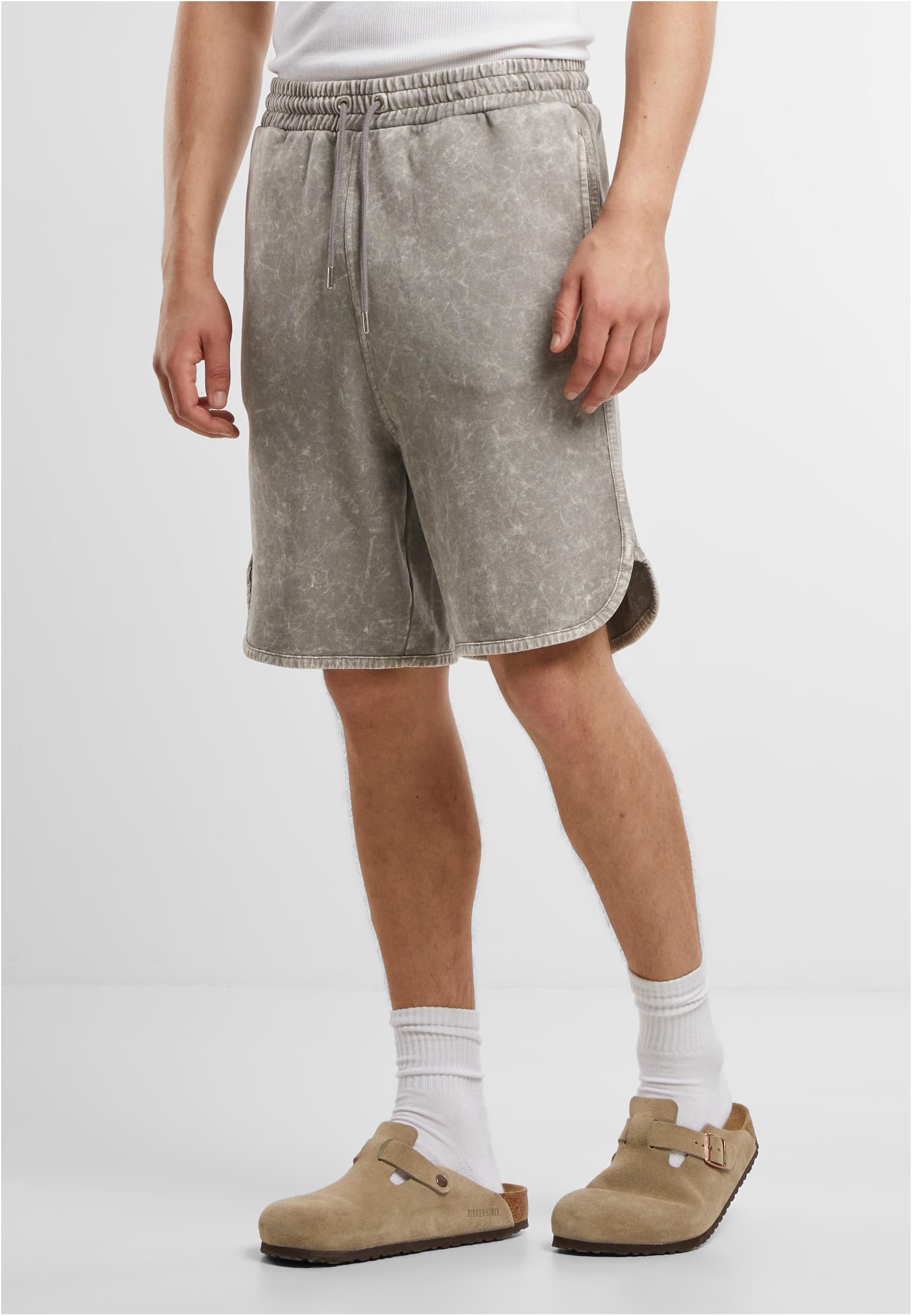 UC Washed Piped Shorts