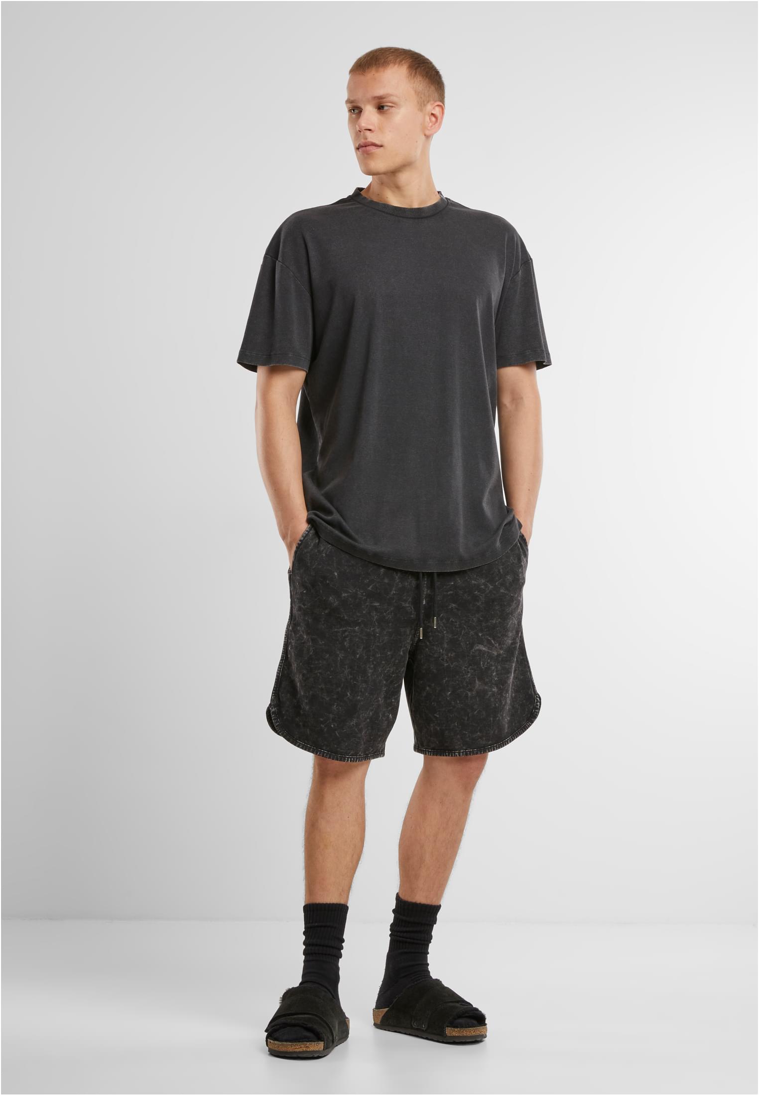 UC Washed Piped Shorts