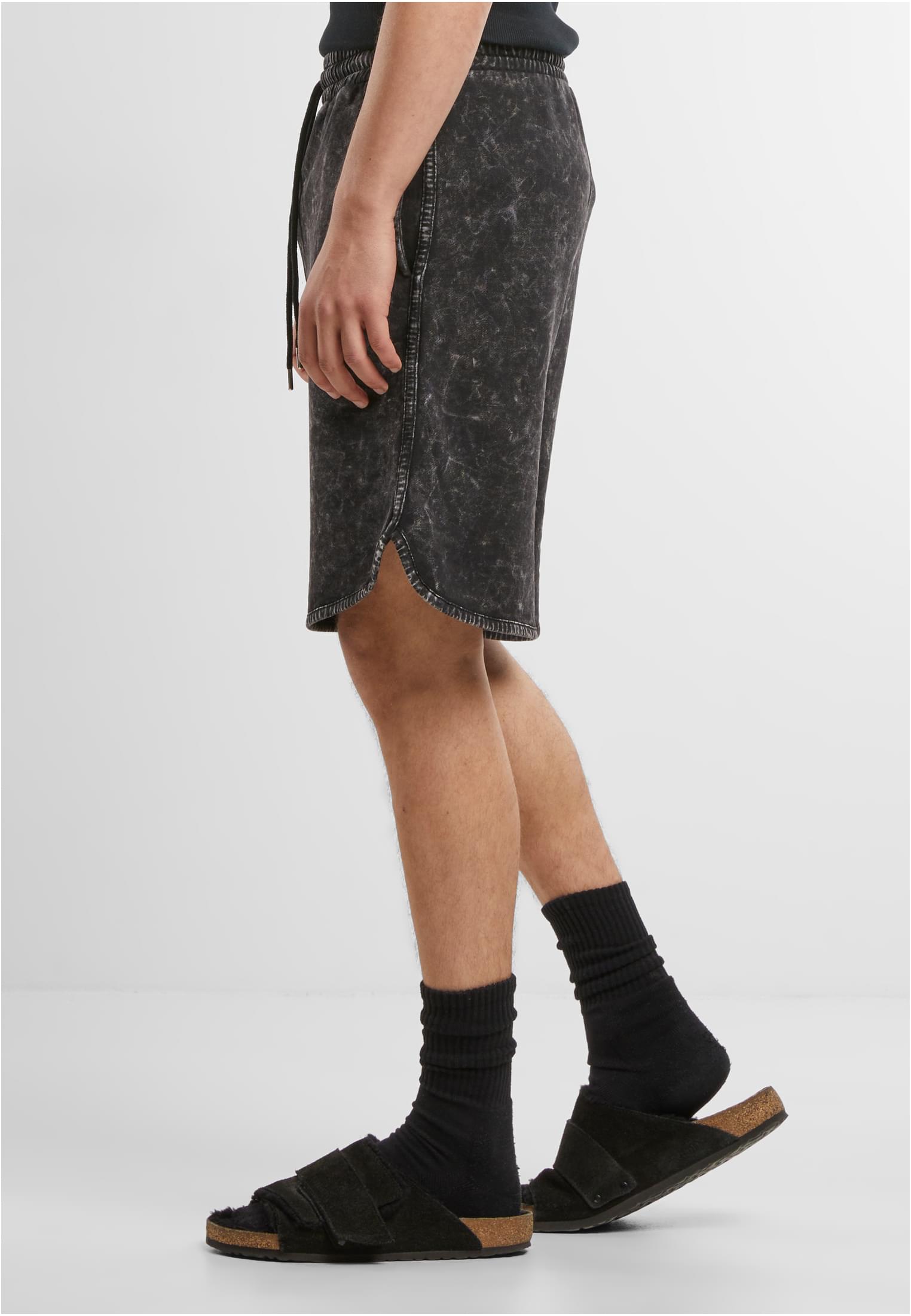 UC Washed Piped Shorts