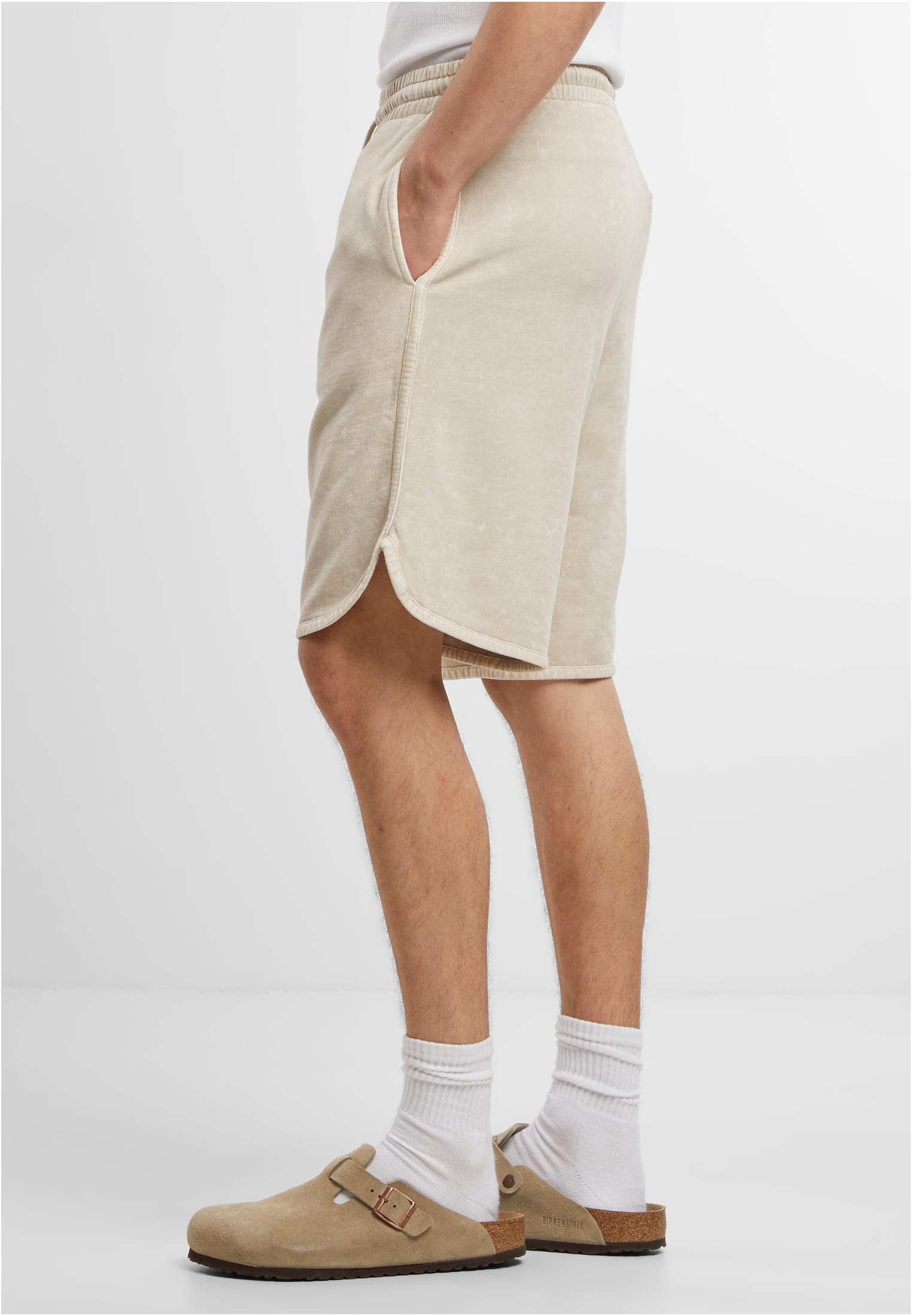 UC Washed Piped Shorts