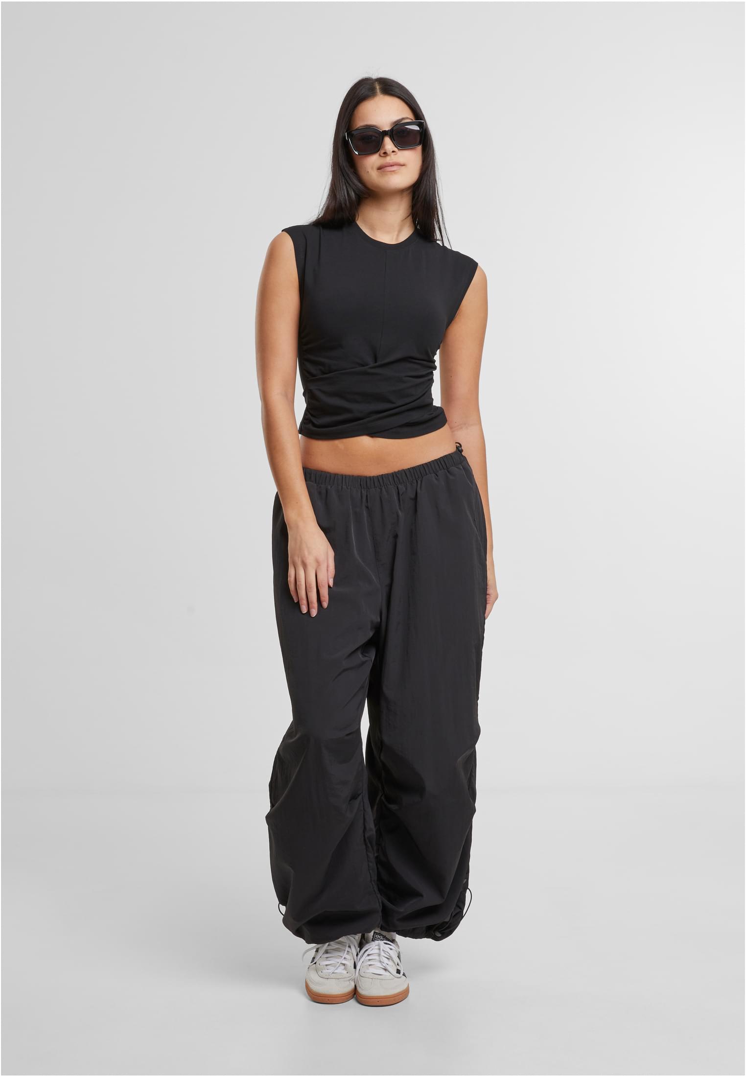 UC Cropped Wrapped Top