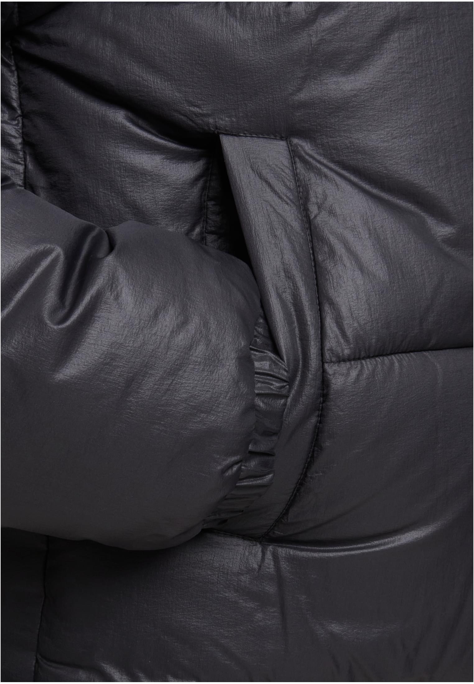 UC Crinkle Puffer Jacket