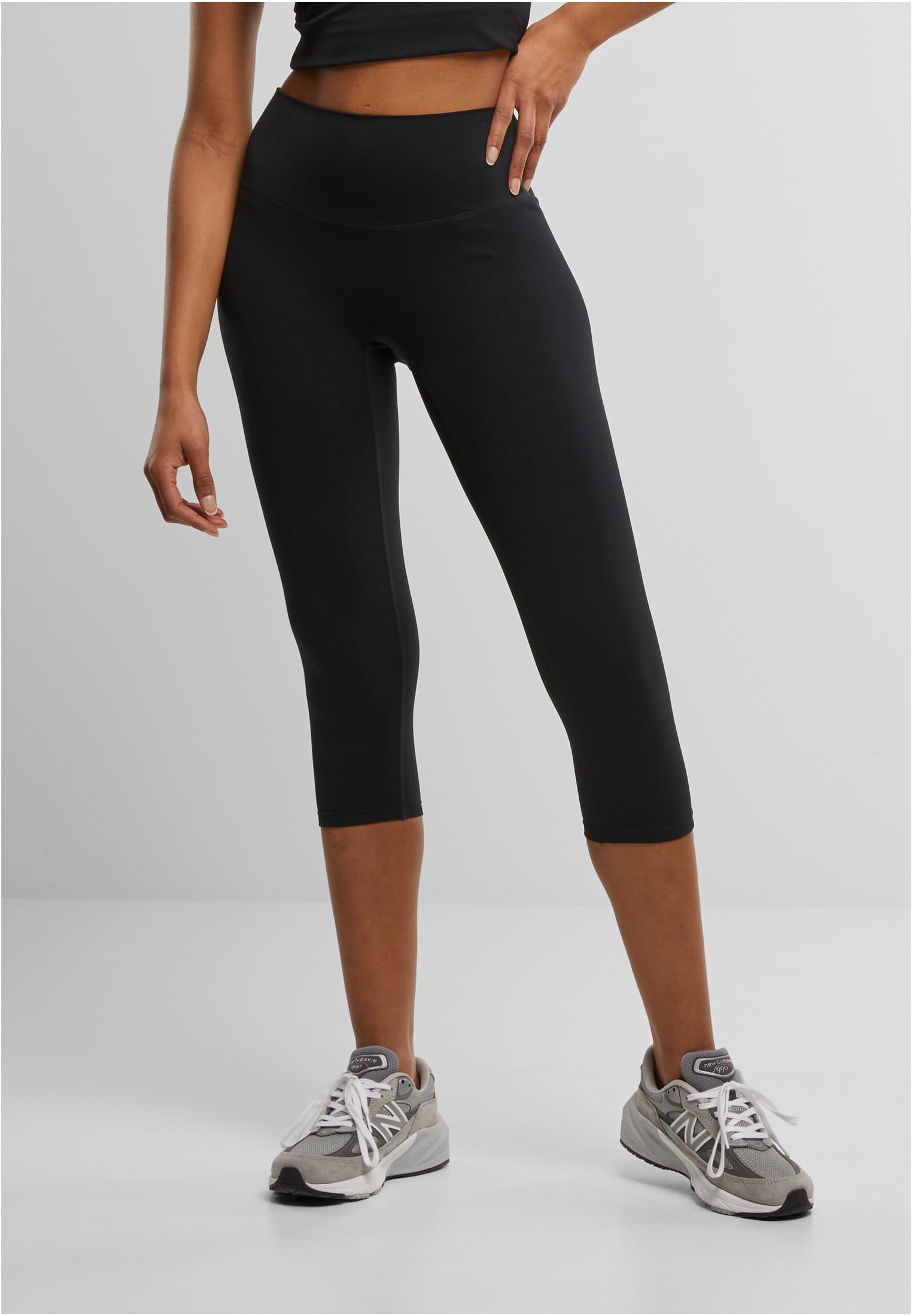 UC Capri Leggings