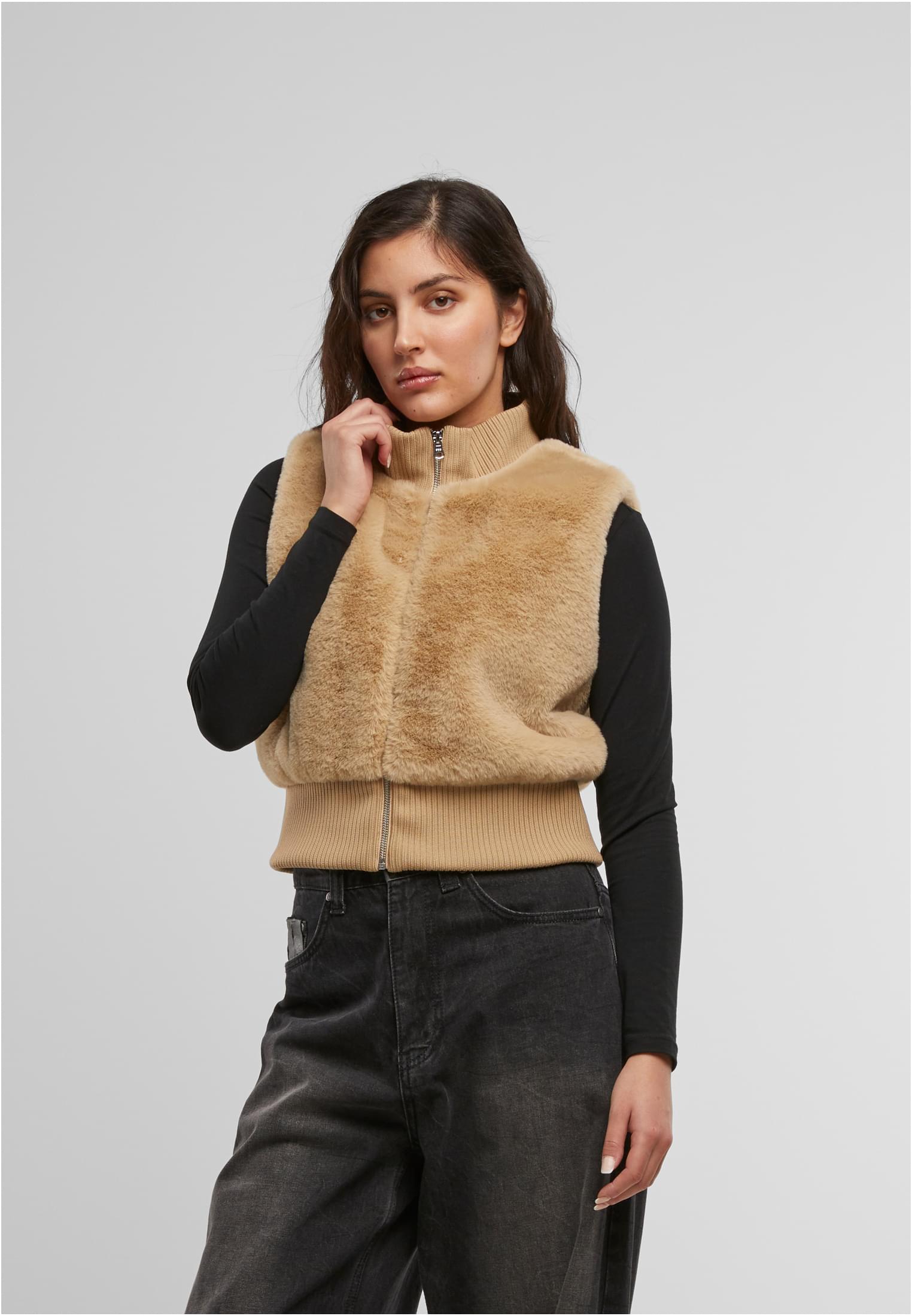 UC Cropped Faux Fur Vest
