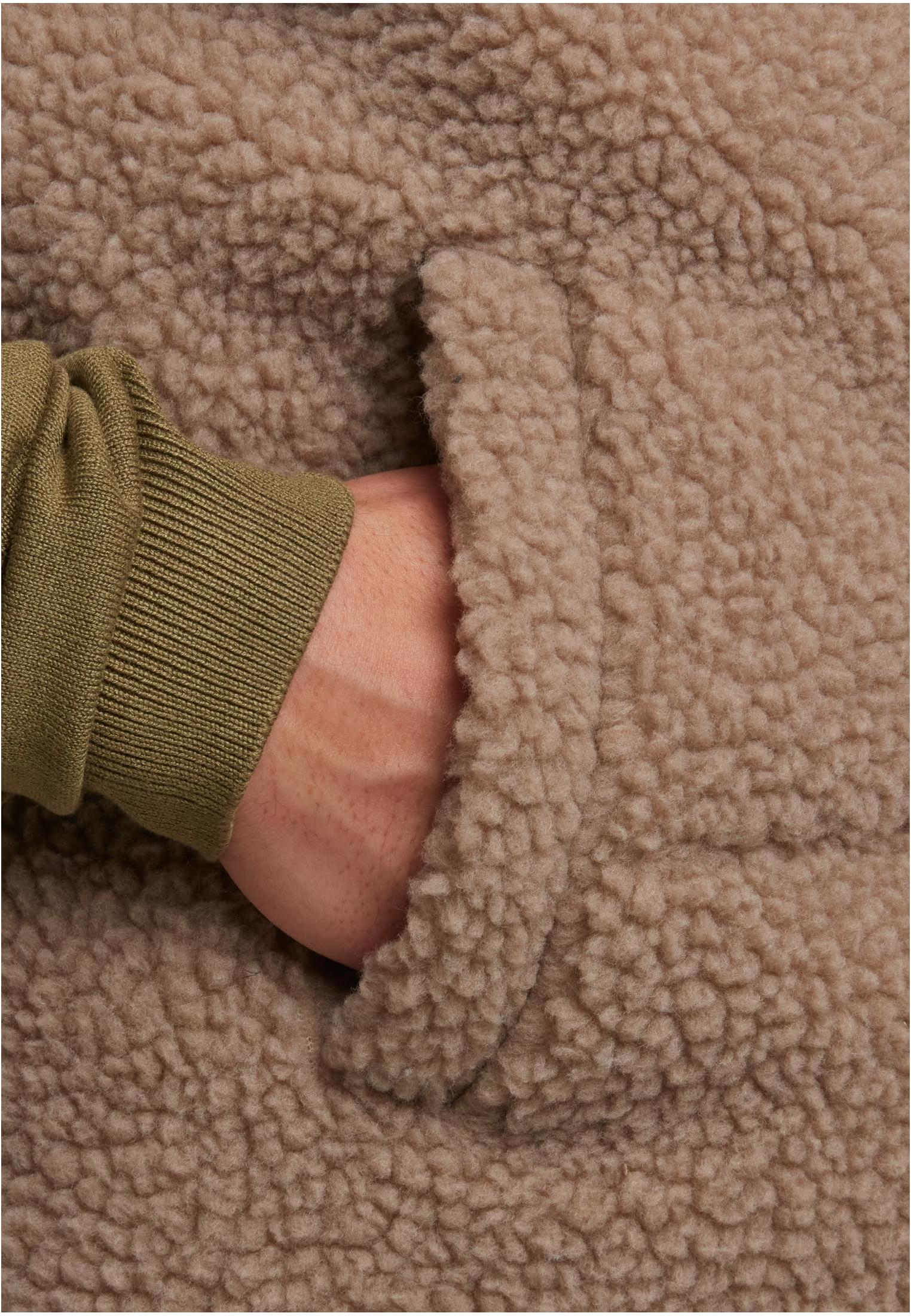 UC Basic Teddy Puffer Vest