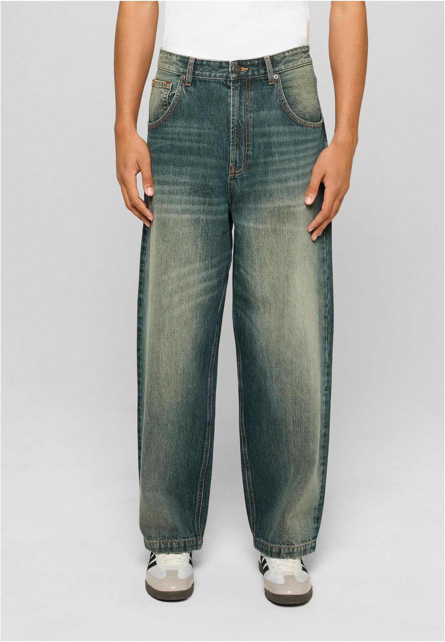 UC Super Baggy Jeans