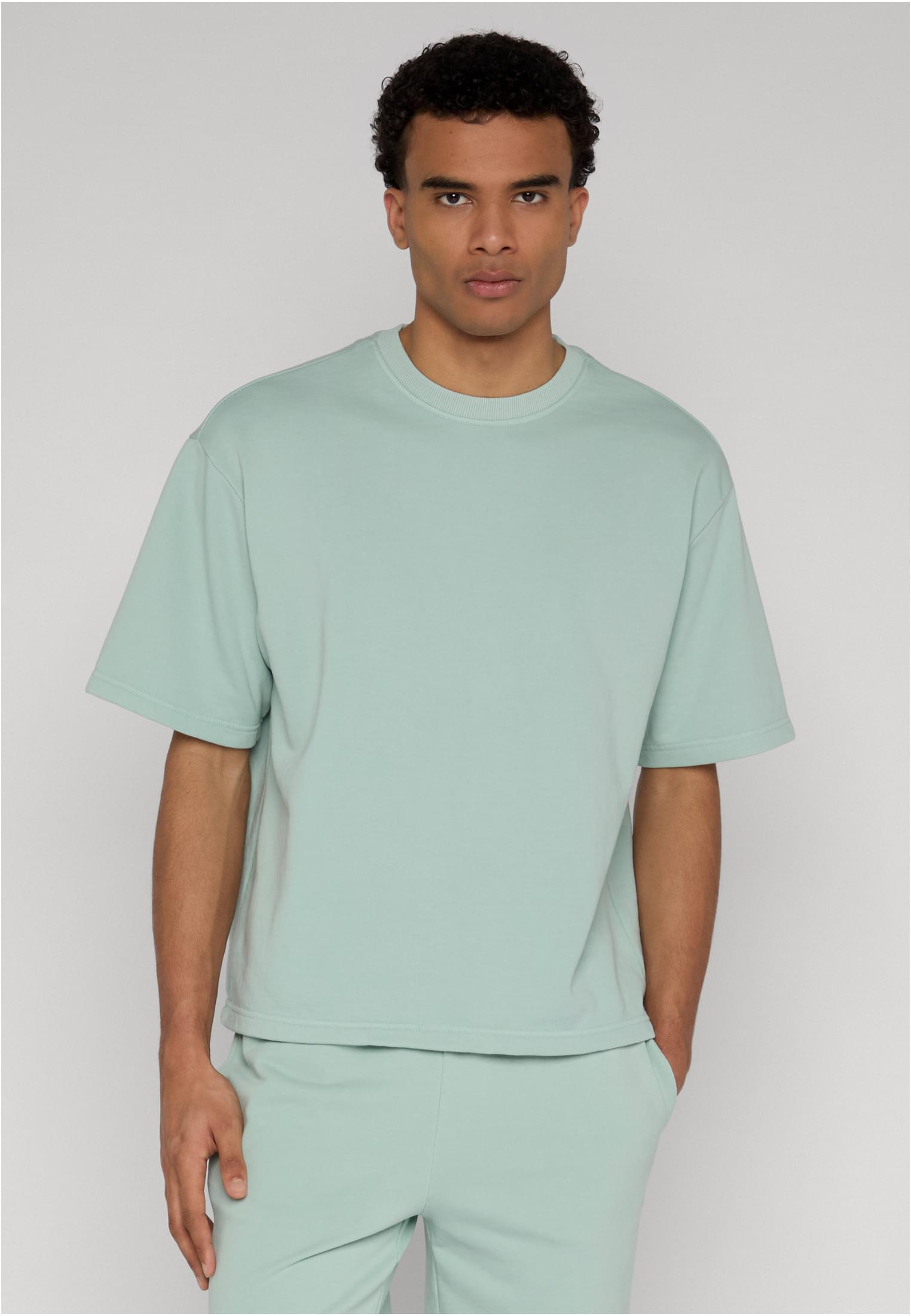 UC Heavy Washed Boxy Tee