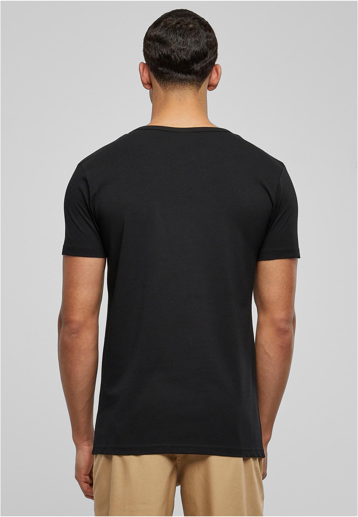 UC Fitted Stretch Tee
