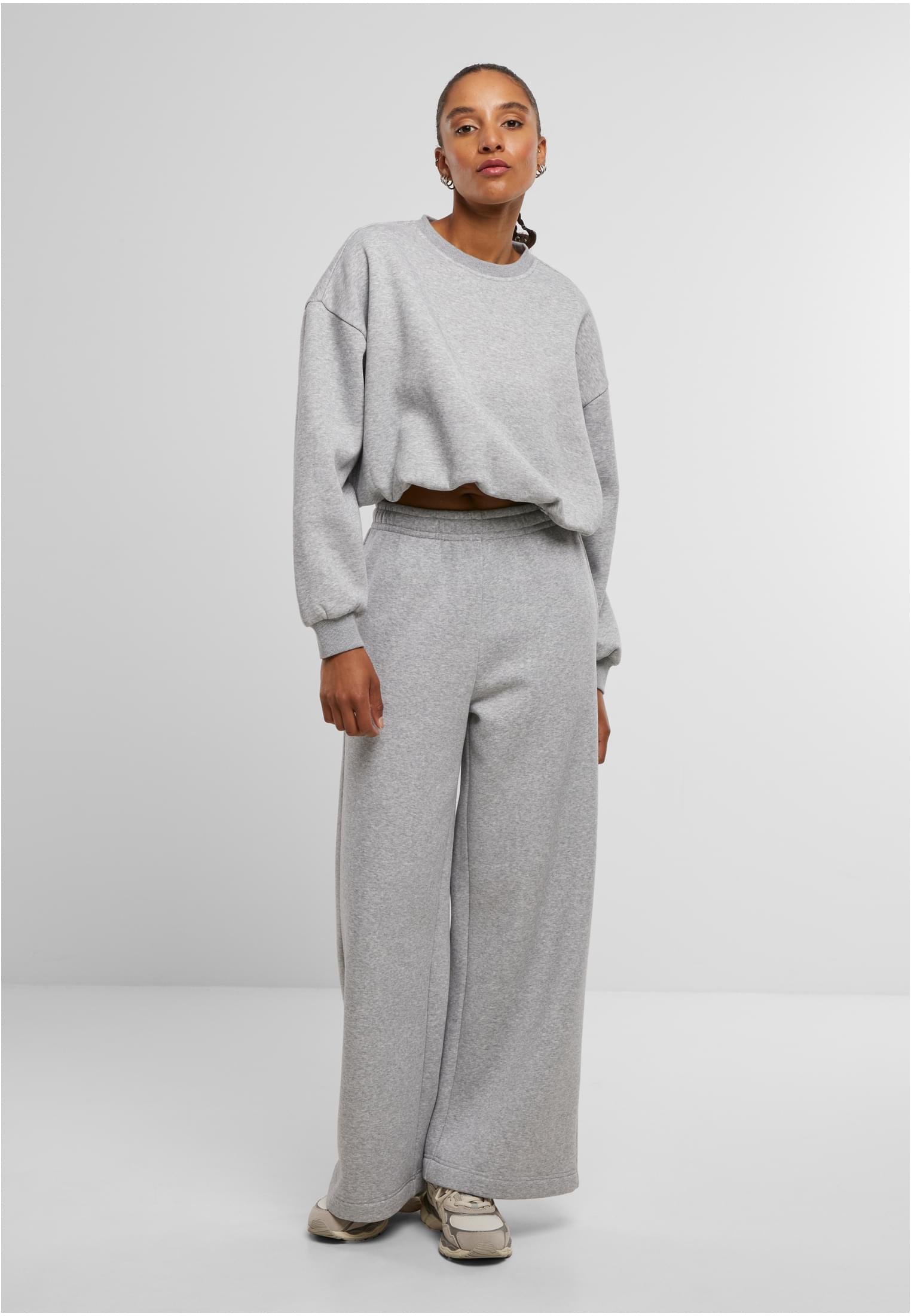 UC Fluffy Wideleg Trackpants