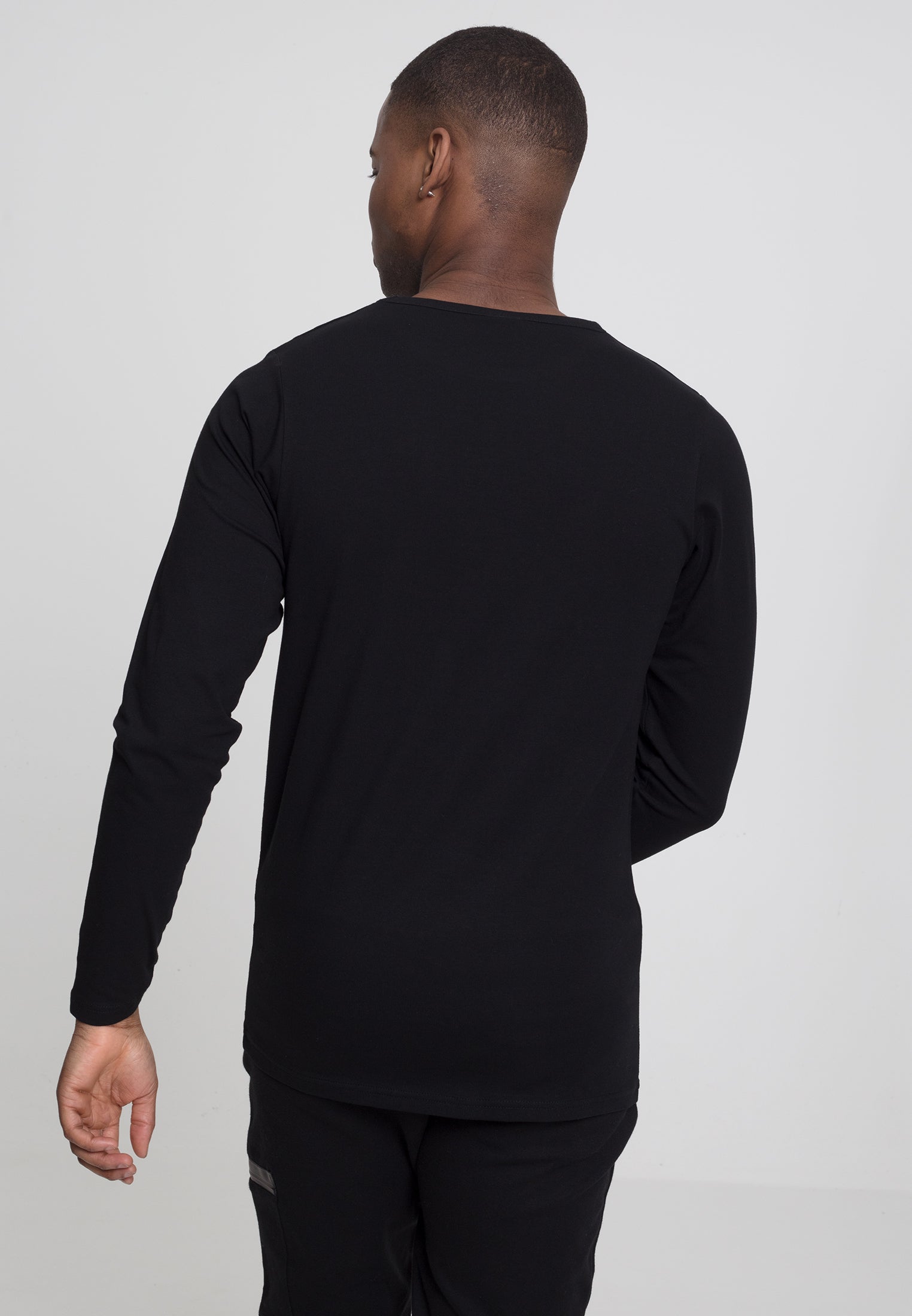 UC Fitted Stretch L/S Tee