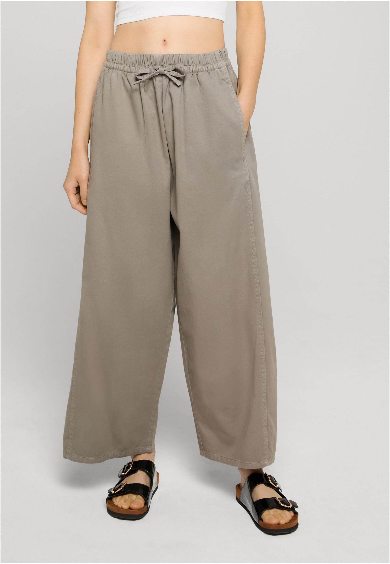 UC Barrel Cropped Cotton Pants