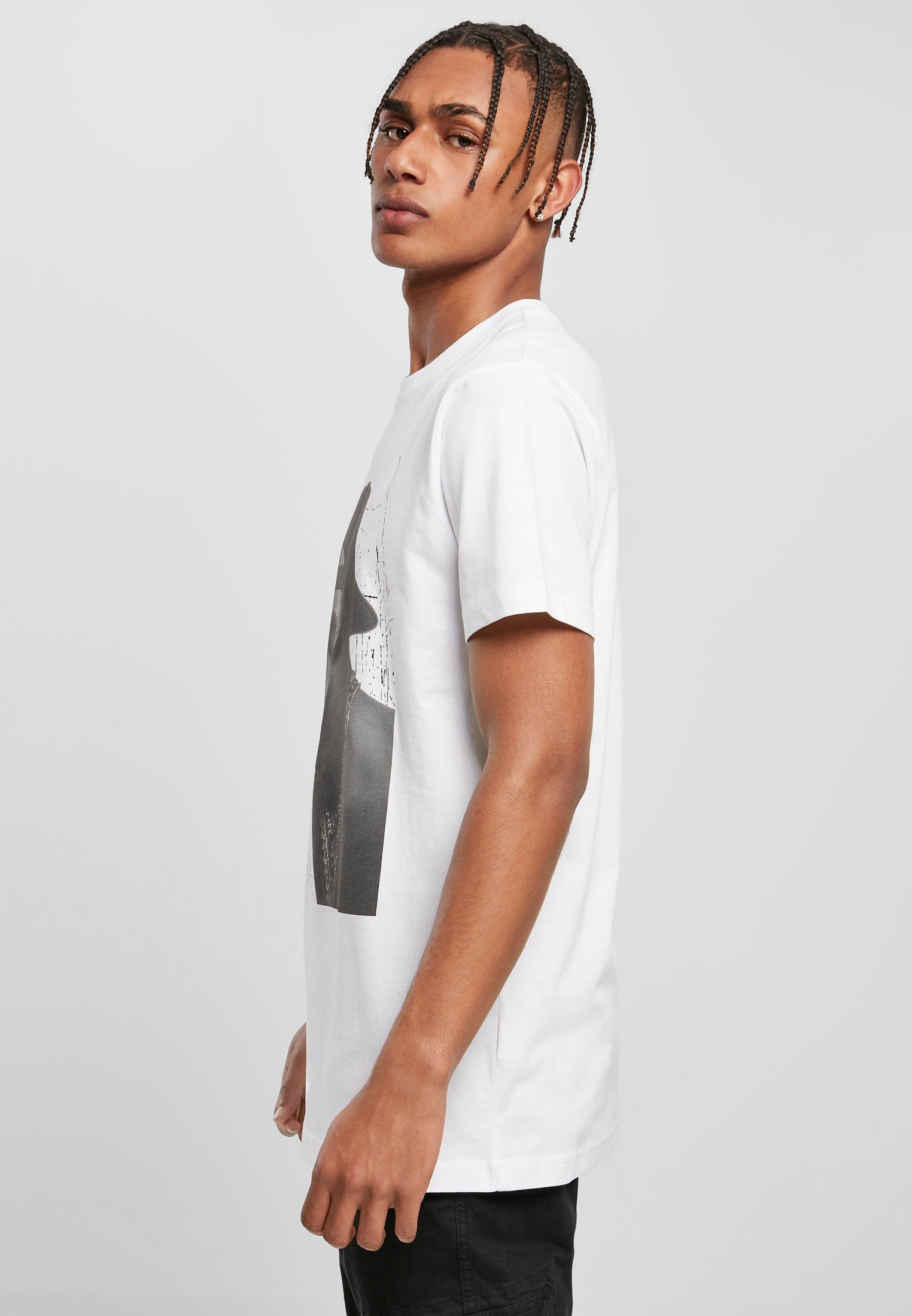 Tupac Cracked Background Tee white XXL - workoutbrands.com