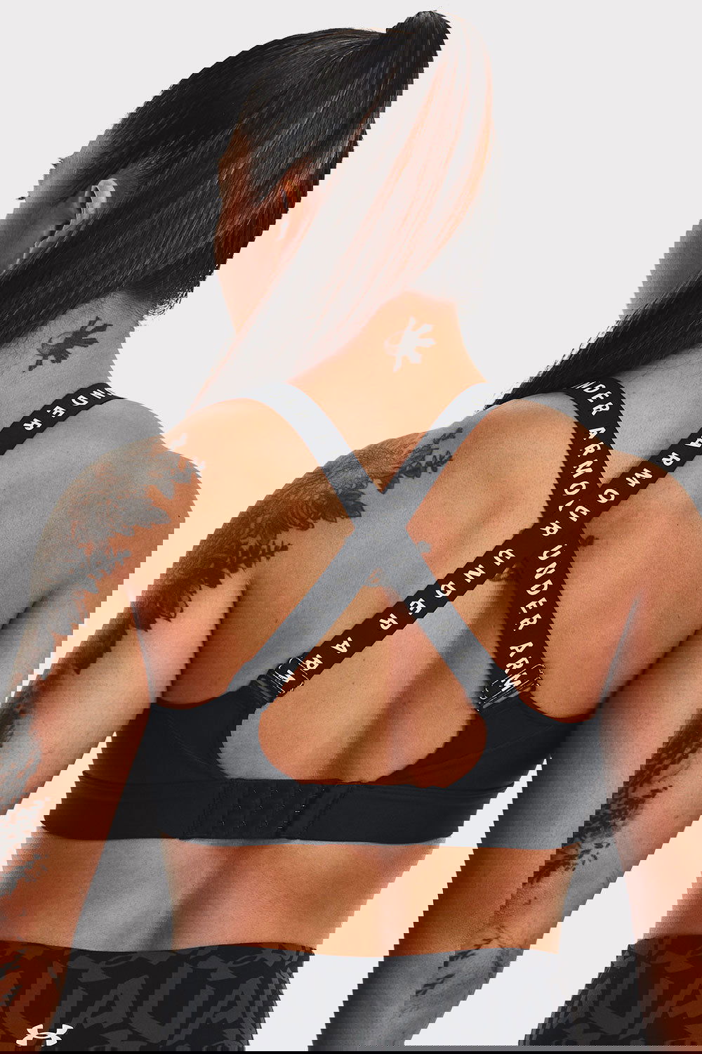 UA Infinity High Bra - Black - workoutbrands.com