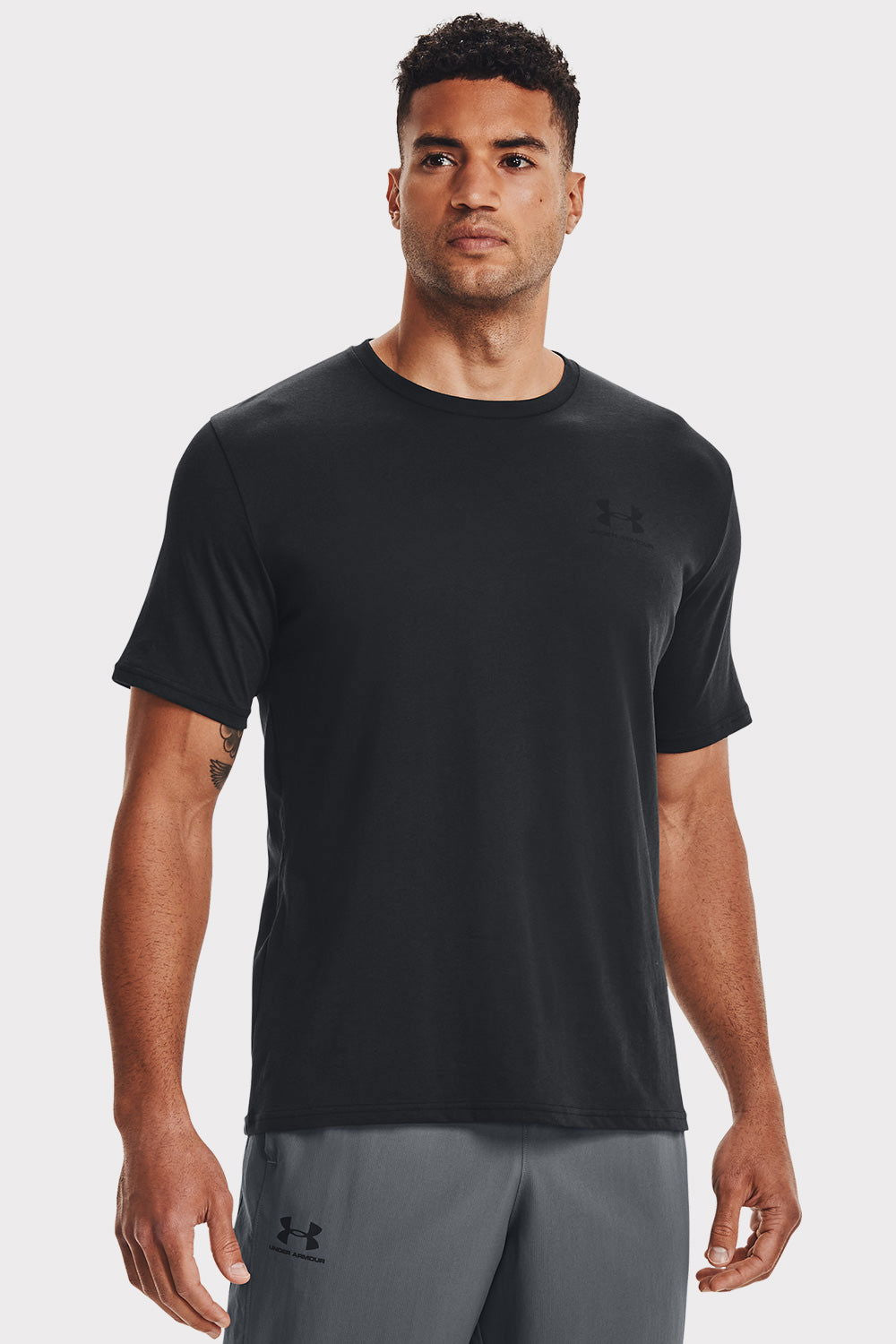 UA Sportstyle LC SS - Black - workoutbrands.com