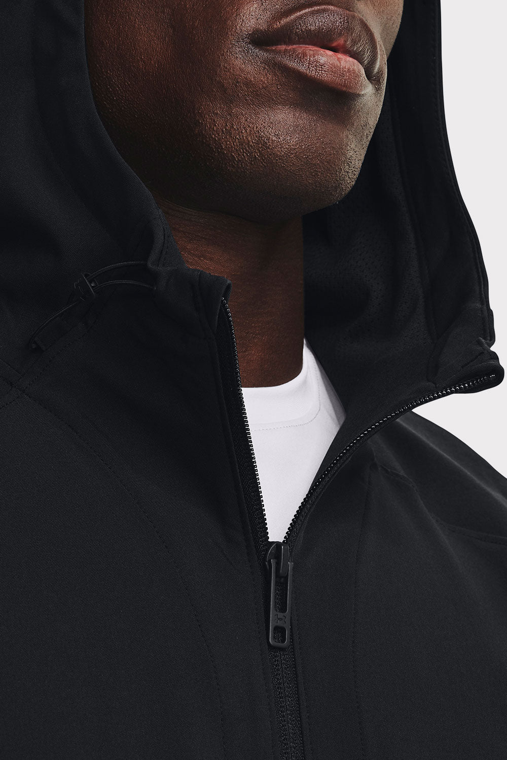 UA Unstoppable Stretchy Jacket - Black - workoutbrands.com