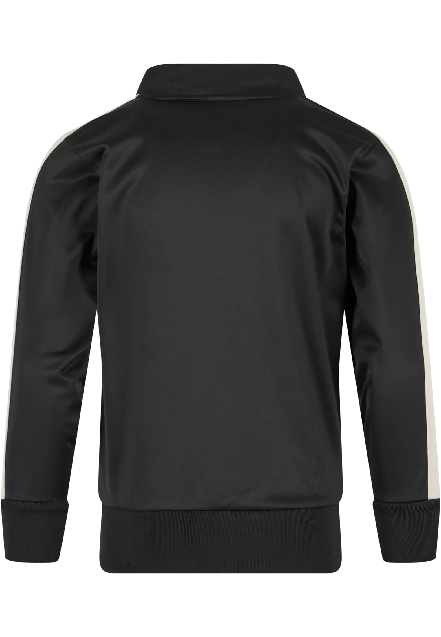 Baksidan av en svart UC Boys Tennis Core Jacket med vita ränder längs ärmarna.