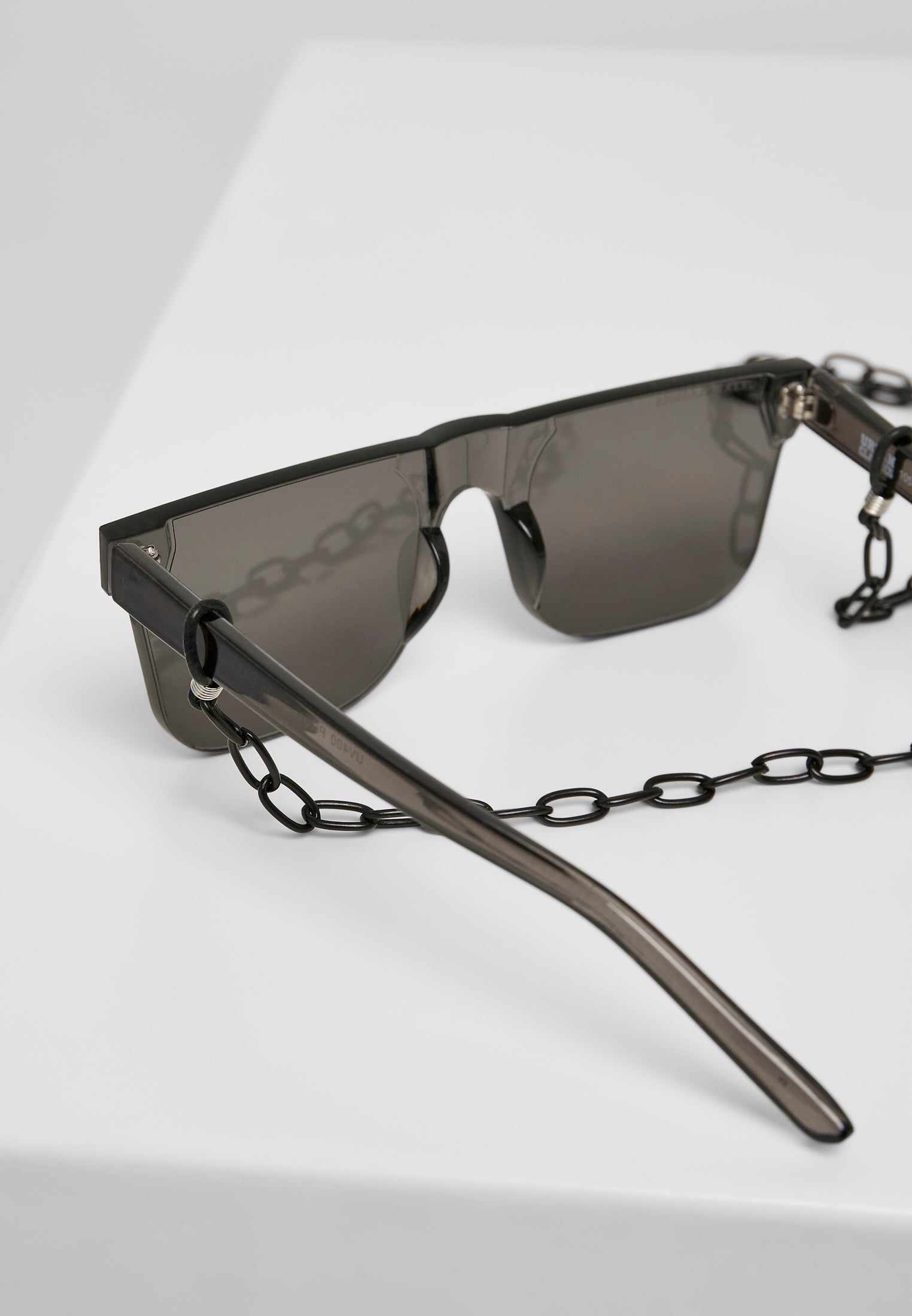 UC 105 Chain Sunglasses - workoutbrands.com