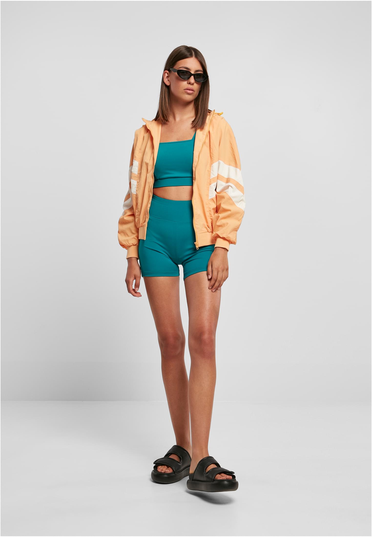 UC Crinkle Batwing Jacket - workoutbrands.com