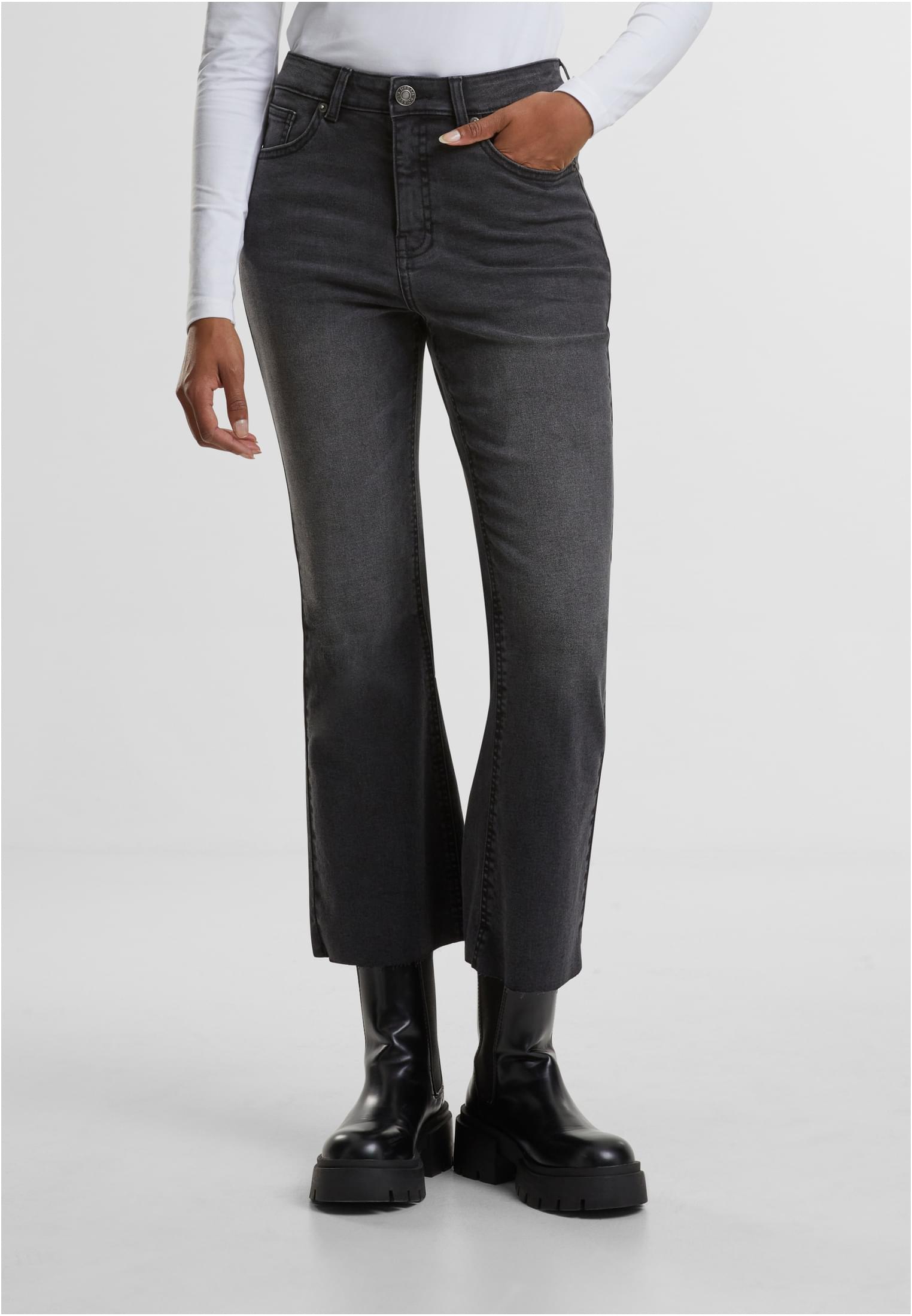 UC Cropped Flared Denim - workoutbrands.com